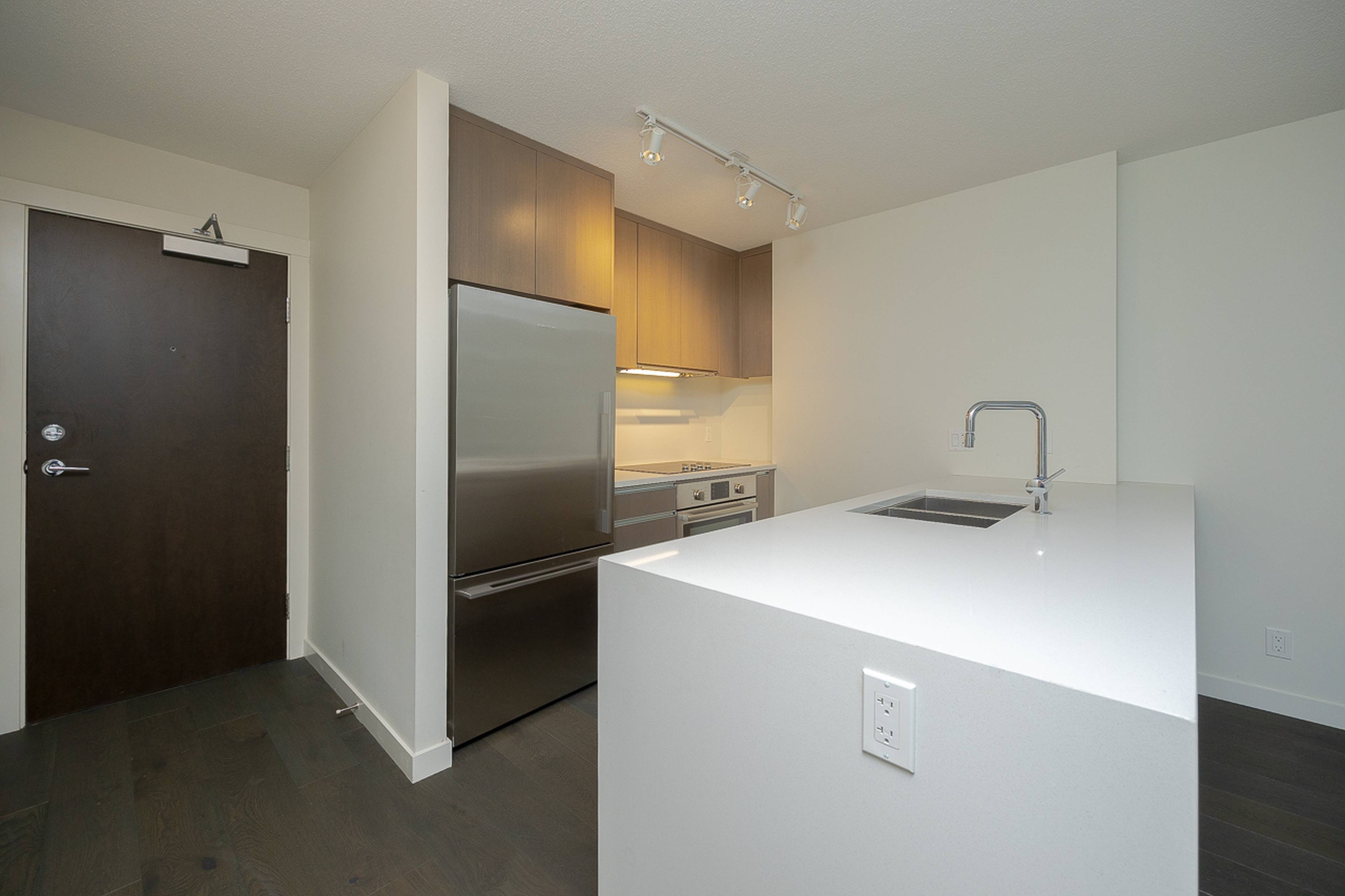 604 1009 Harwood St, Vancouver, BC 1 Bedroom Apartment for Rent liv.rent