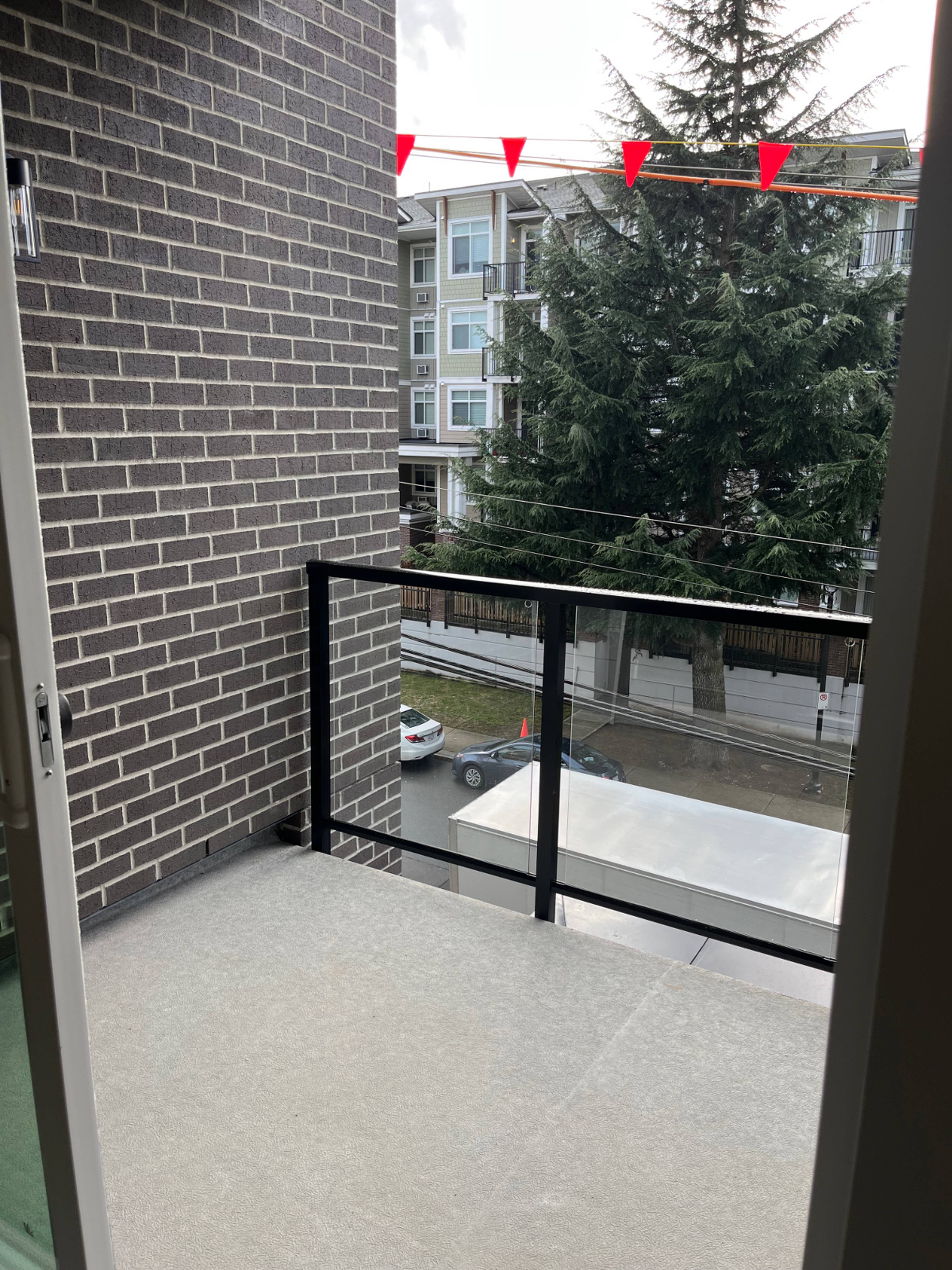 20695 Eastleigh Cres, Langley, BC 2 Bedroom Apartment for Rent liv.rent