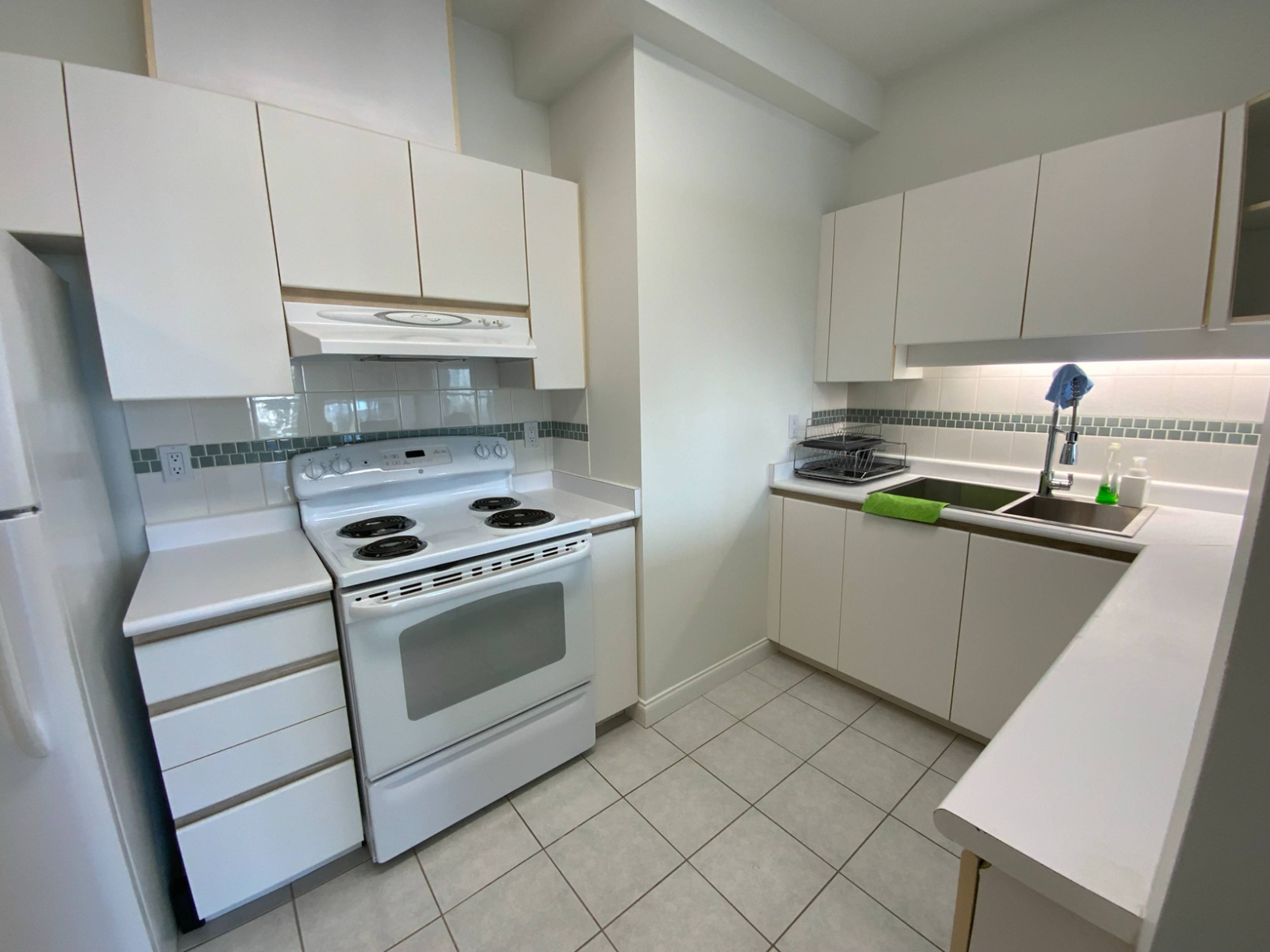 6128 Patterson Ave, Burnaby, BC 2 Bedroom Apartment for Rent liv.rent