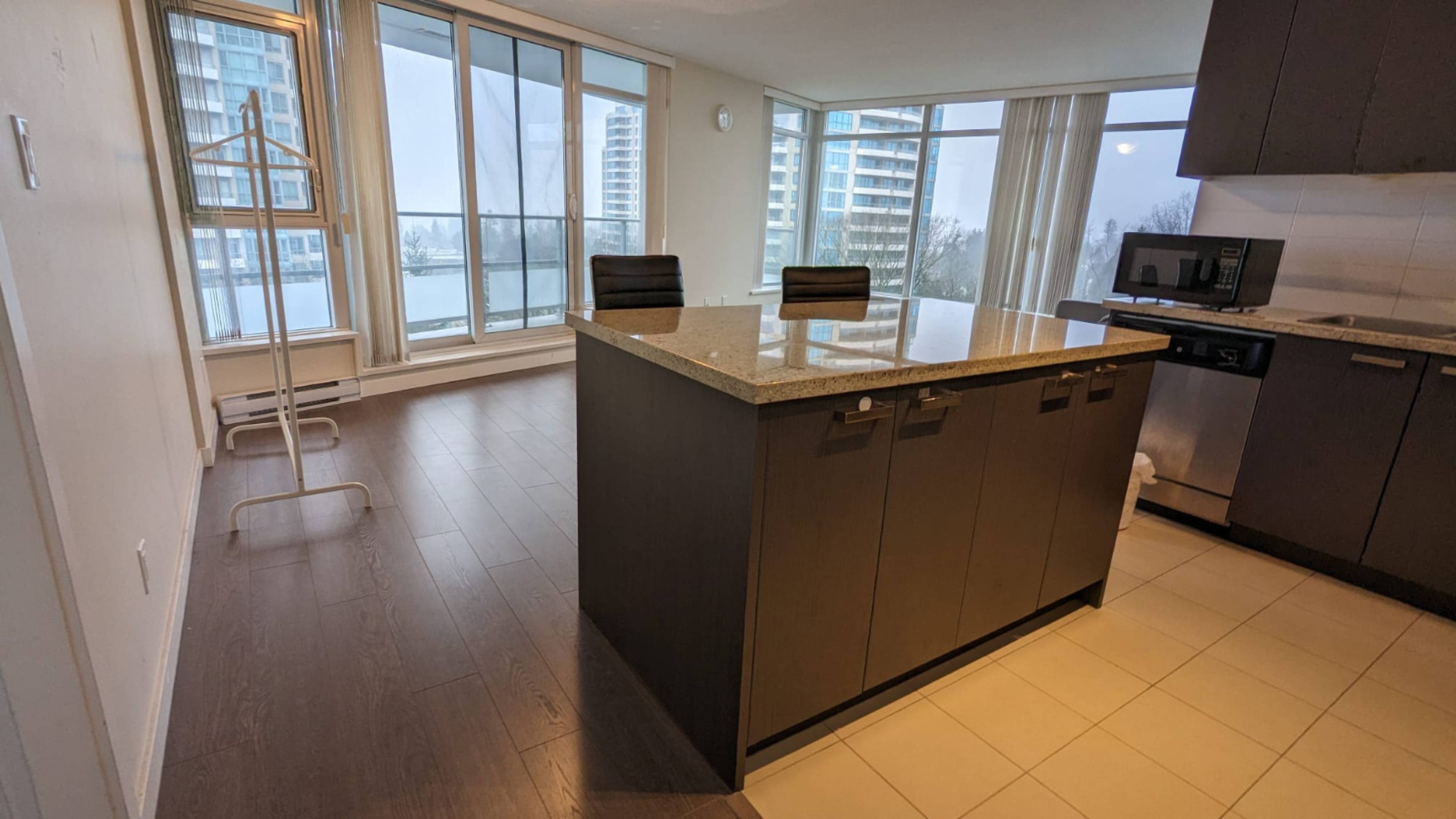 6688 Arcola Street, Burnaby, BC 2 Bedroom Apartment for Rent liv.rent