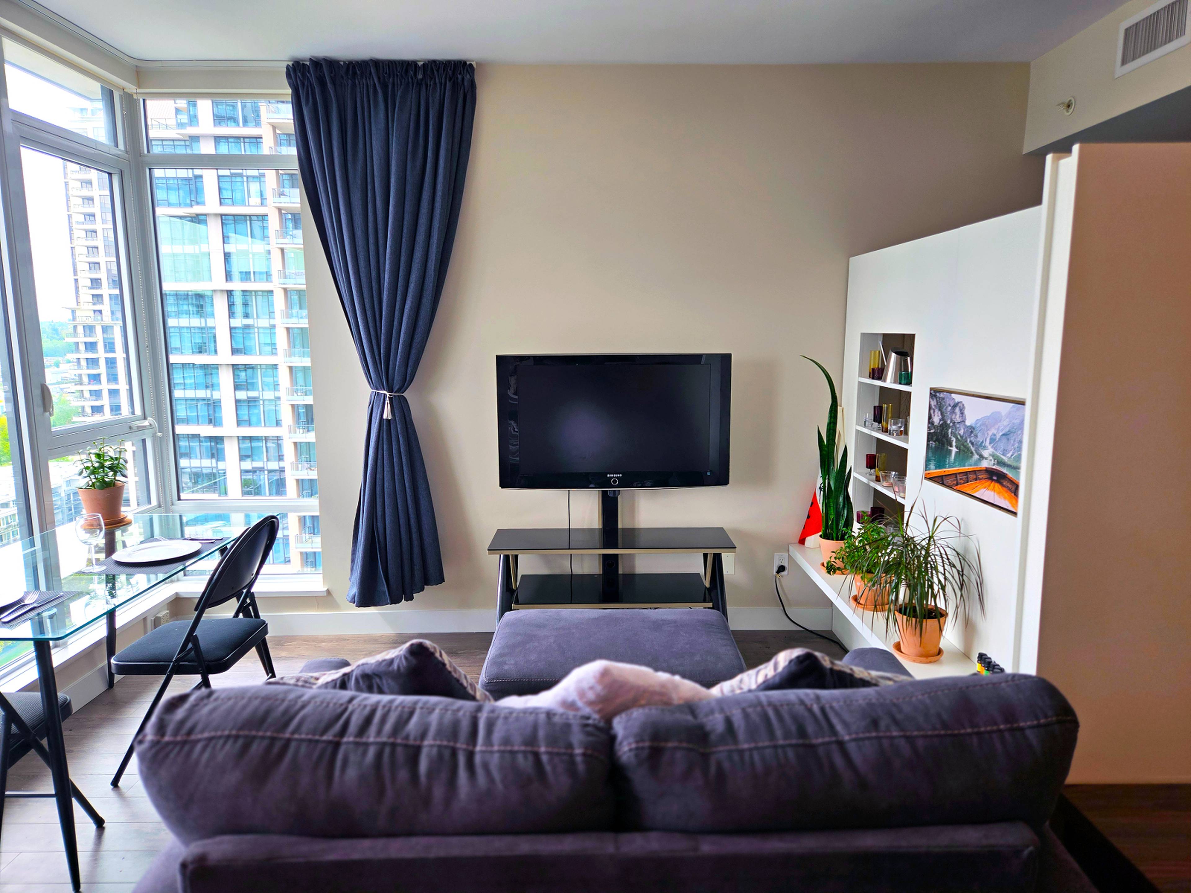 2008 Rosser Ave, Burnaby, BC 1 Bedroom Apartment for Rent liv.rent