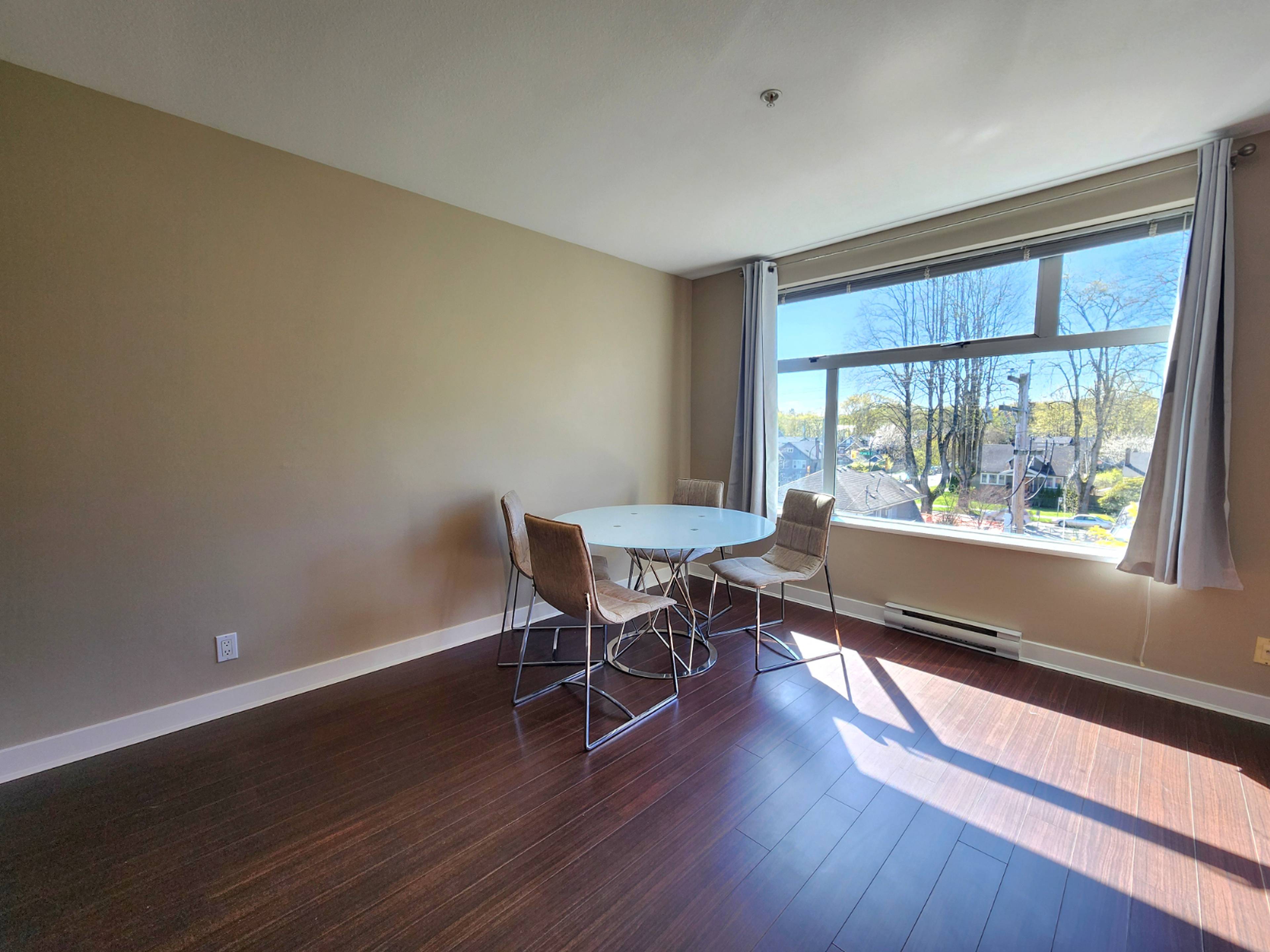 2525 Blenheim St, Vancouver, BC 1 Bedroom Apartment for Rent liv.rent