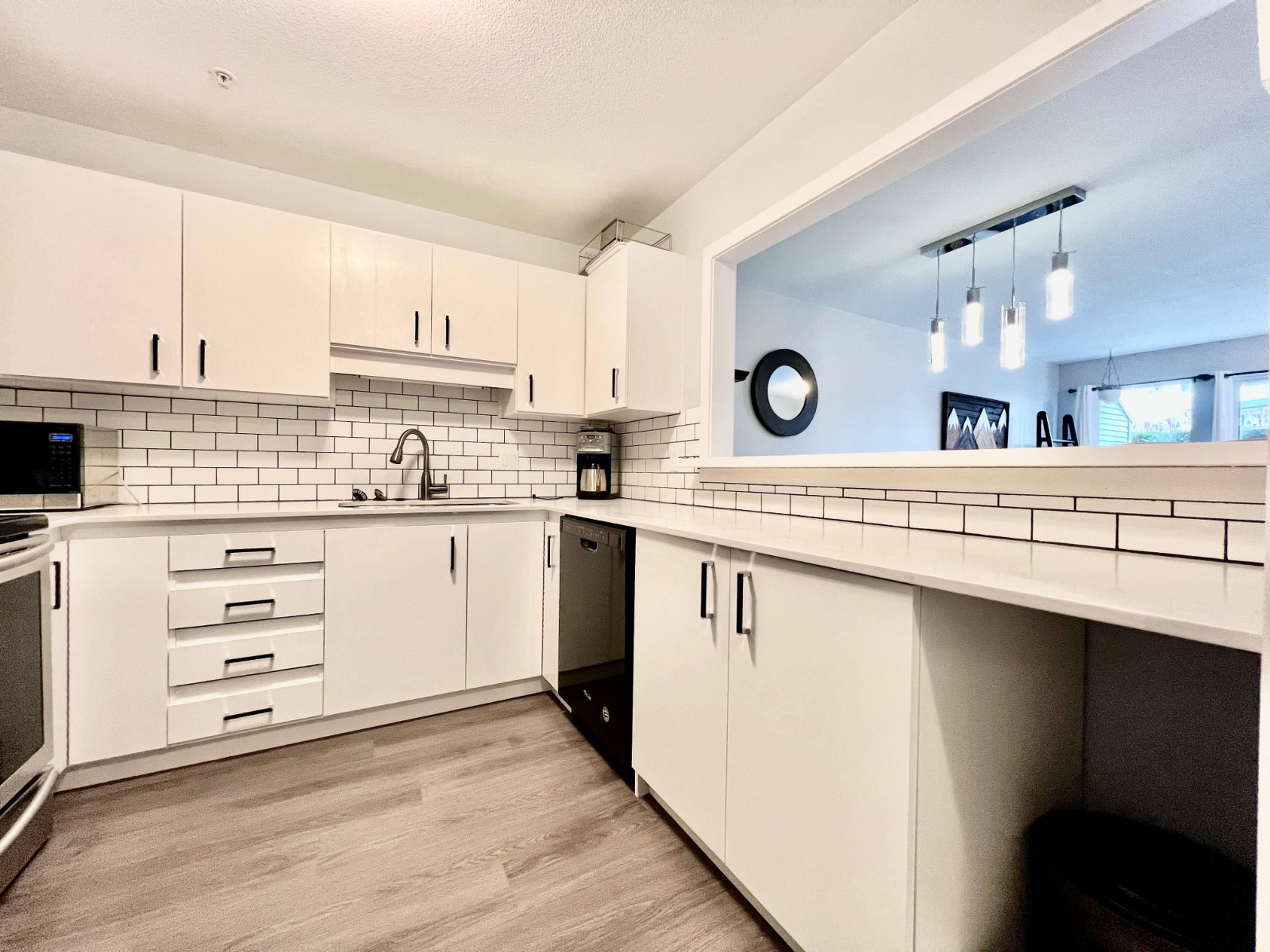 27358 32 Ave, Aldergrove, BC 1 Bedroom Room for Rent liv.rent