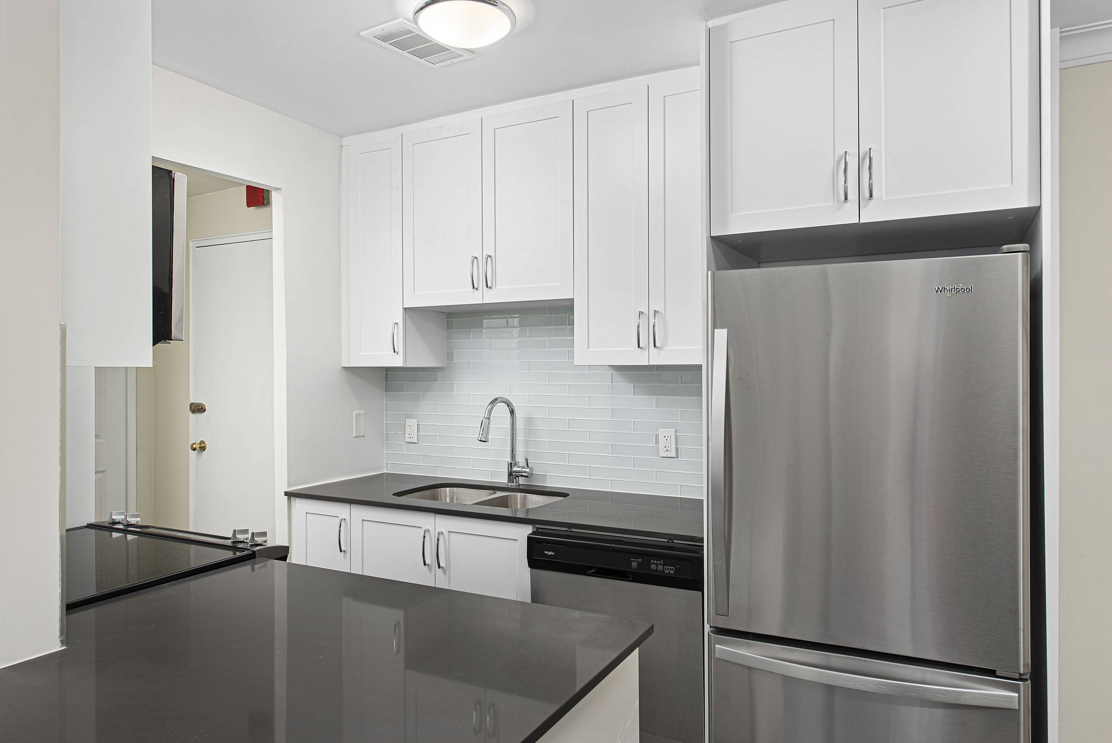 单身公寓  · 1 卫 for rent $1,649 / 月