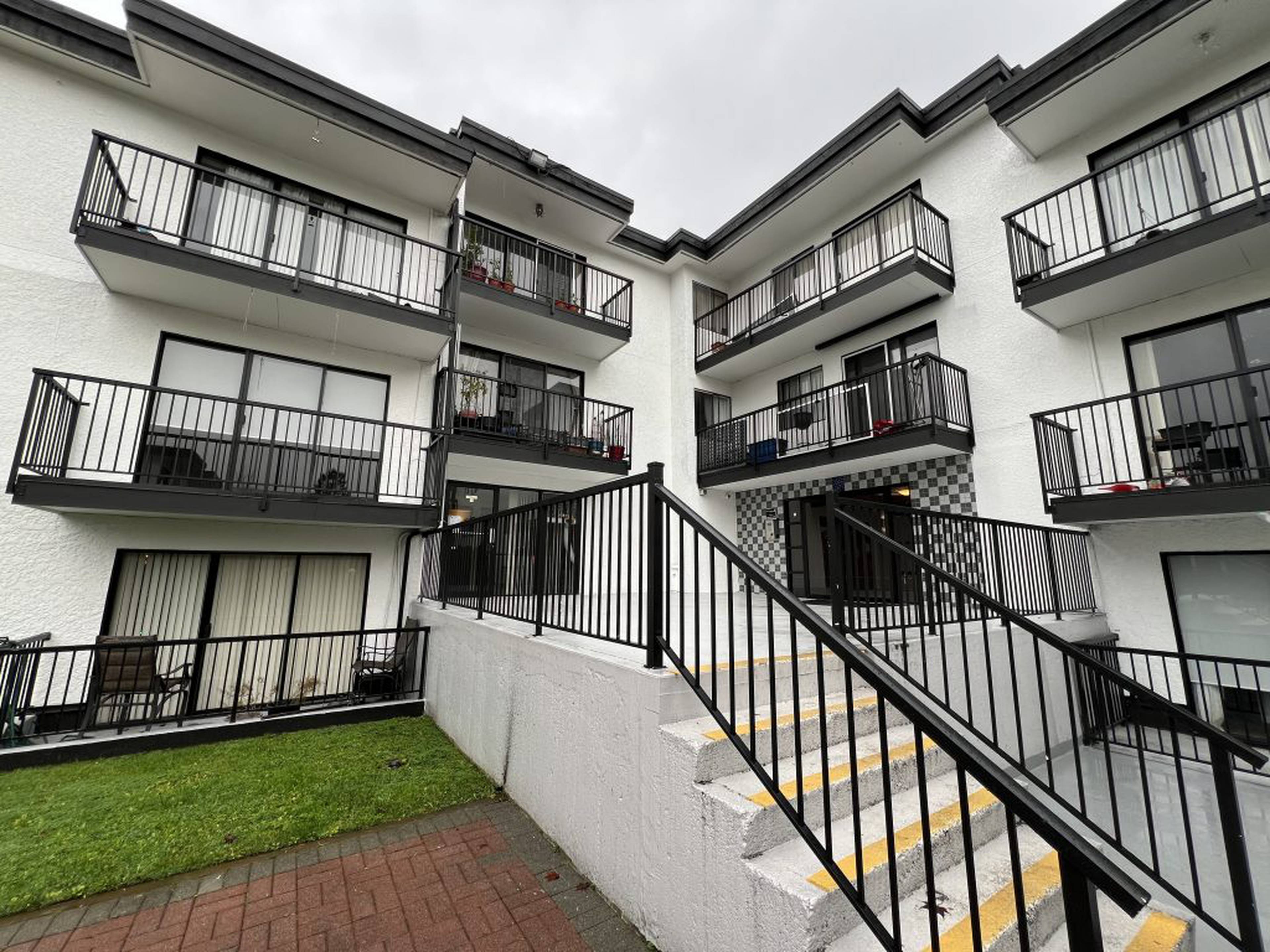 2 Bed  · 1 Bath for rent $2,434 / month