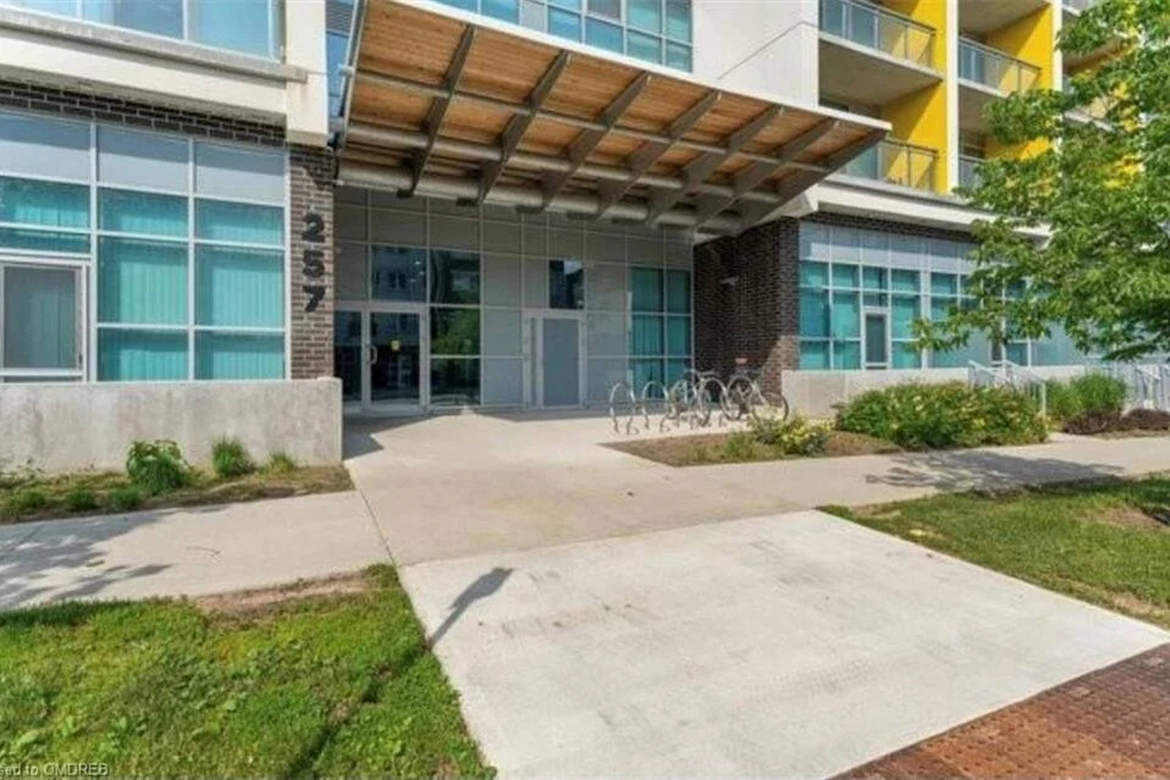 409 257 Hemlock St, Waterloo, ON 1 Bedroom Apartment for Rent liv