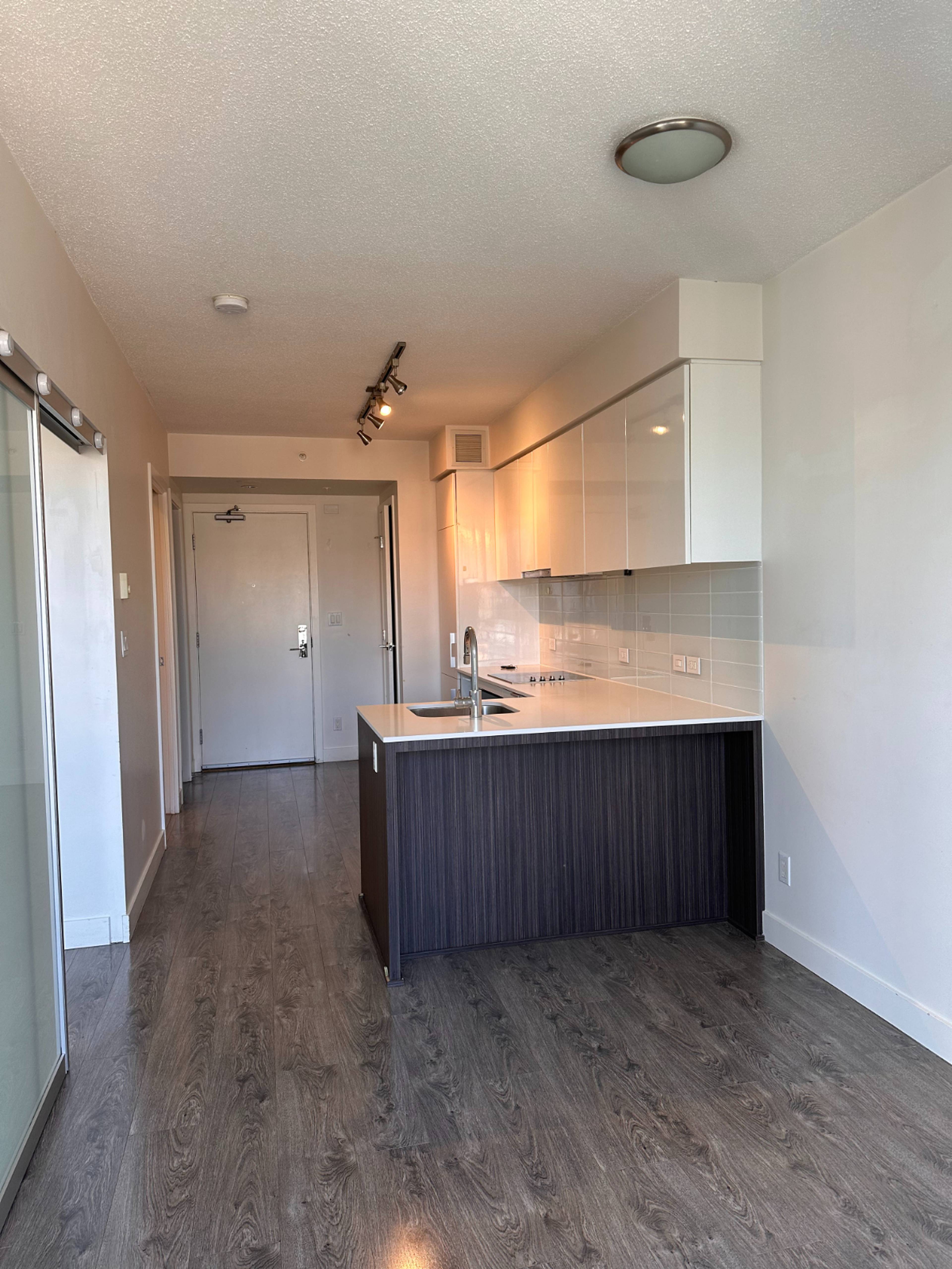 2305 1308 Hornby St, Vancouver, BC 1 Bedroom Apartment for Rent