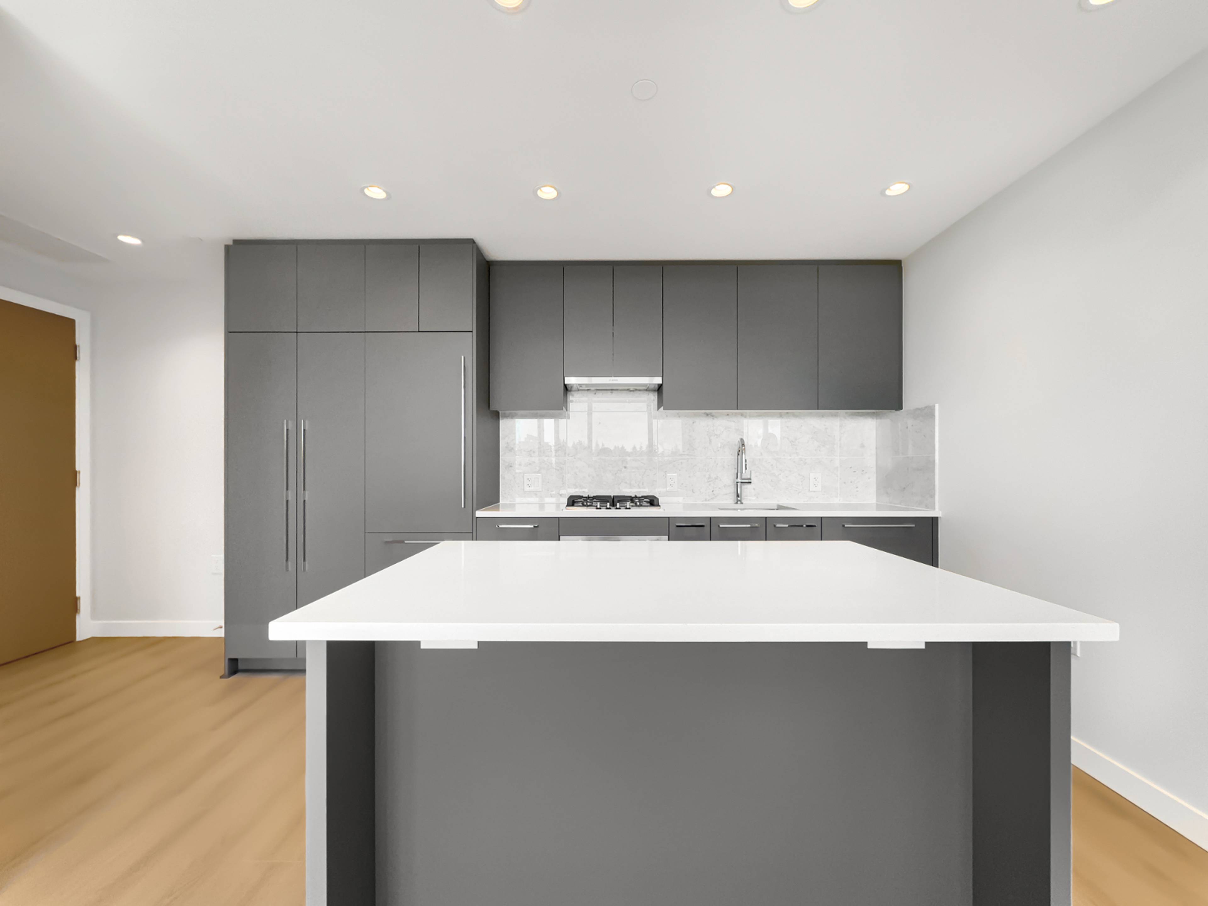 1 ch.  · 1 s. de bains for rent $3,100 / mois