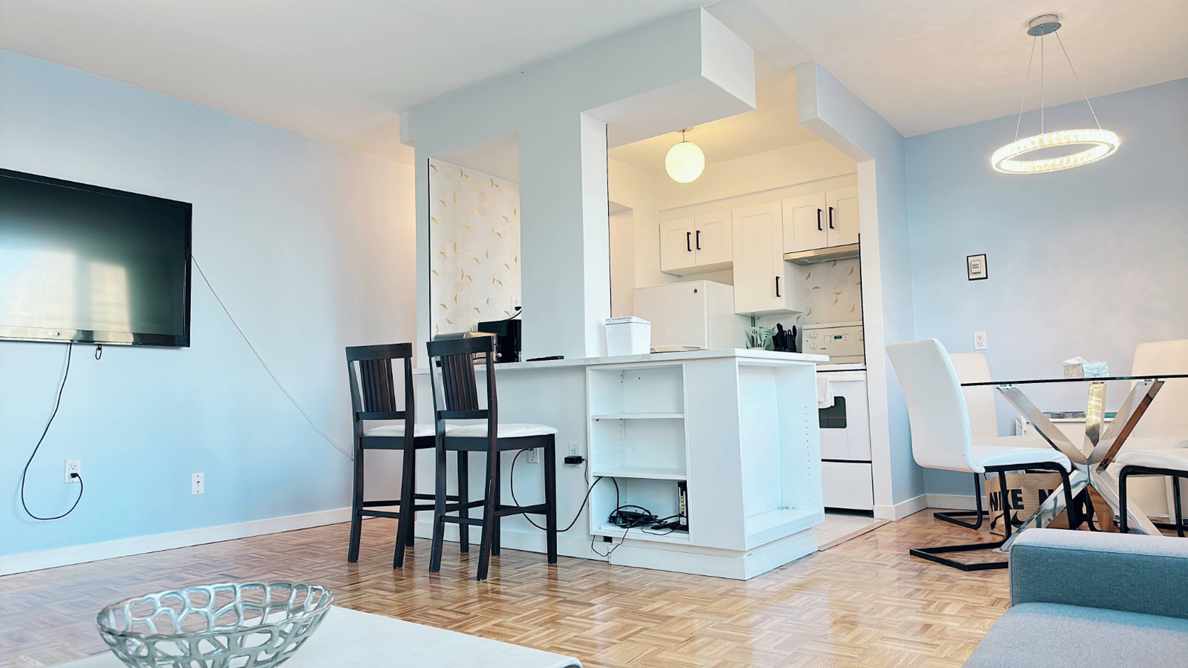 1850 Comox Street, Vancouver, BC 1 Bedroom Apartment for Rent liv.rent