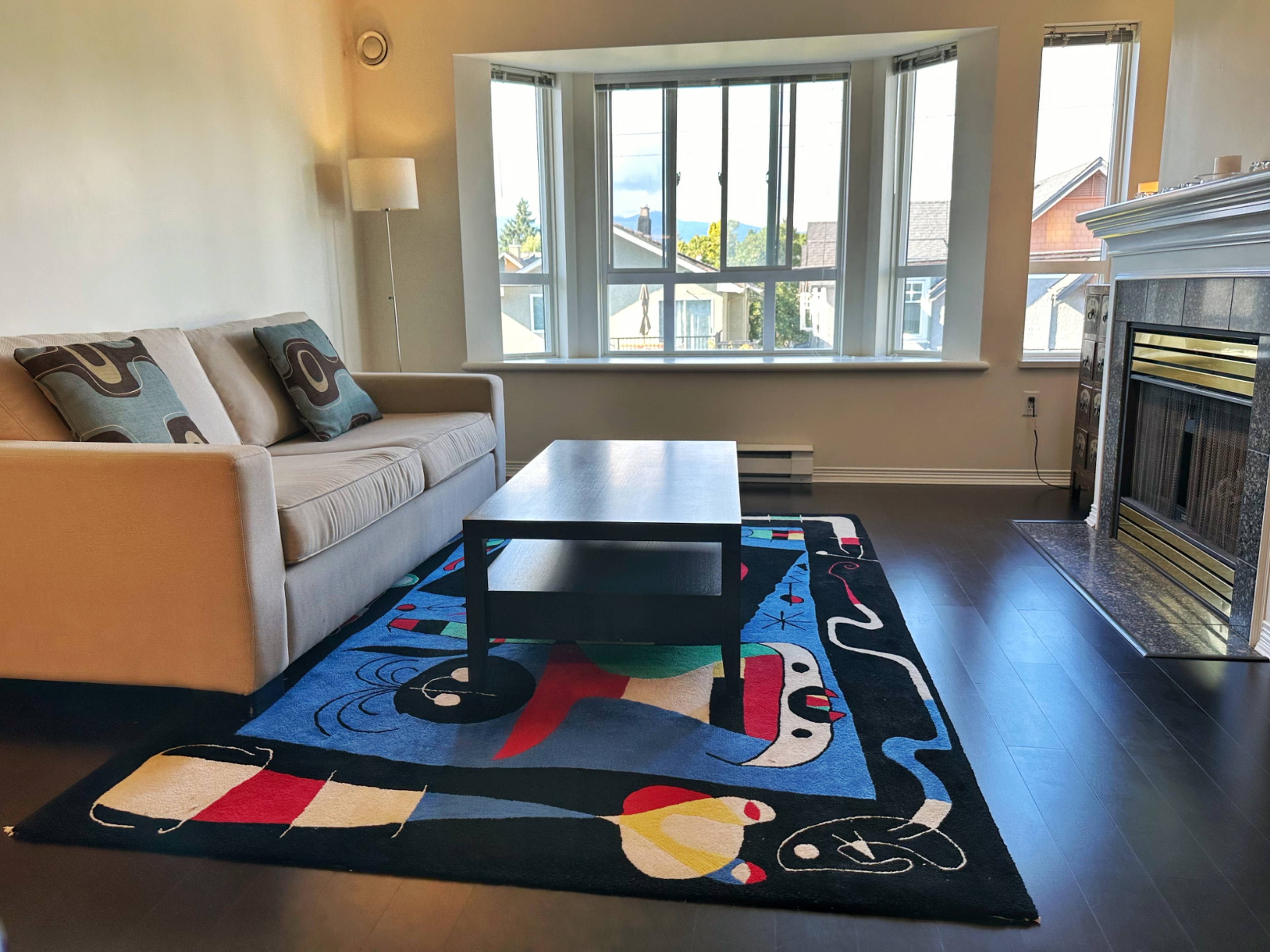 2 室  · 2 卫 for rent $4,000 / 月