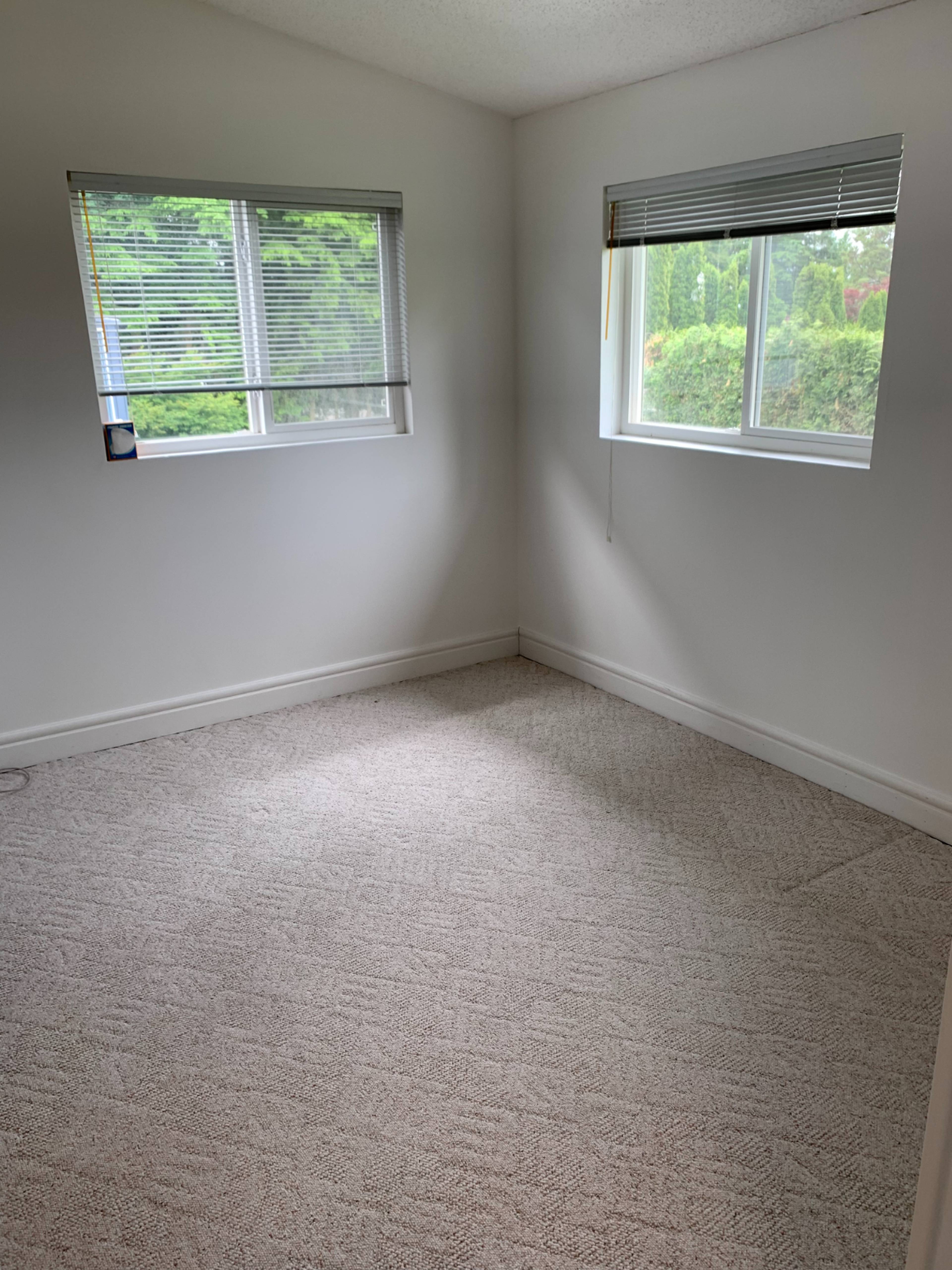 Main 2311 Dorman Dr, Burnaby, BC 4 Bedroom House for Rent liv.rent