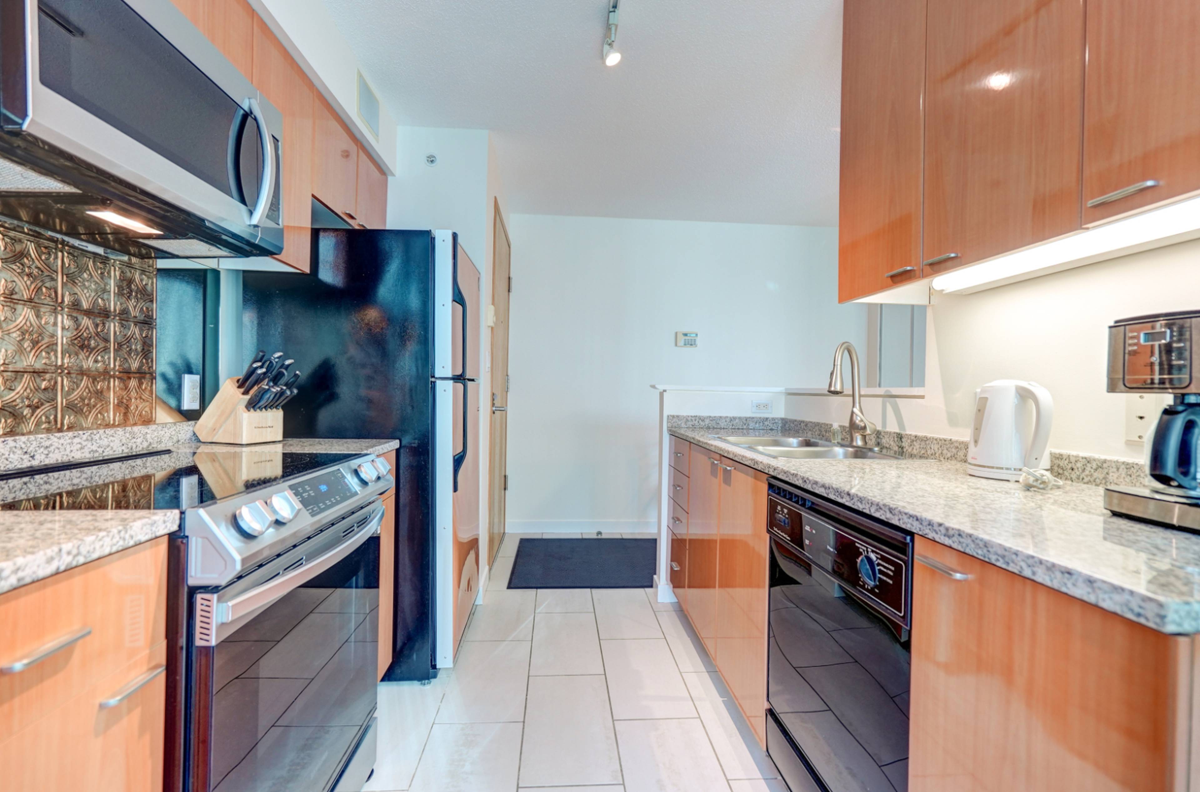 1288 W Georgia St 4
