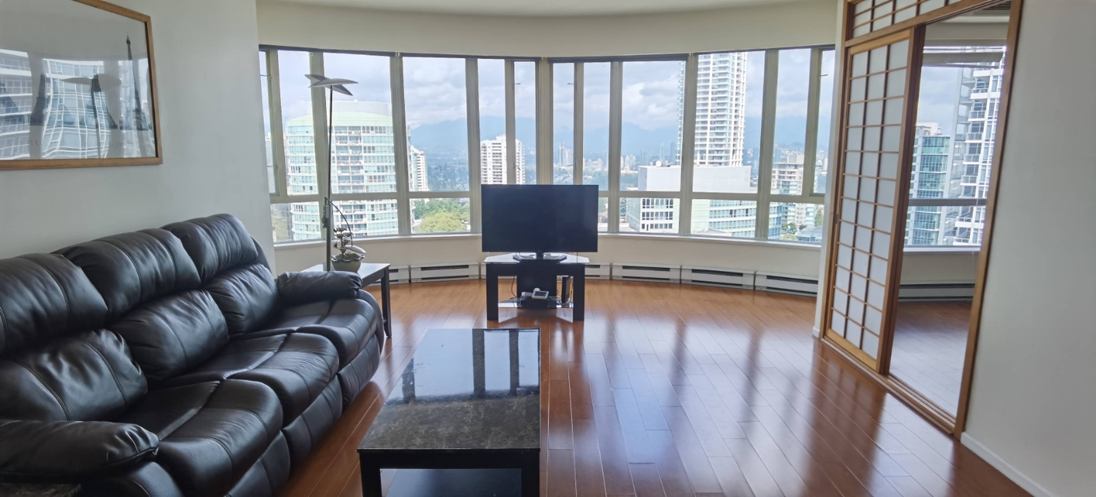 2102 6220 McKay Ave, Burnaby, BC 2 Bedroom Apartment for Rent liv