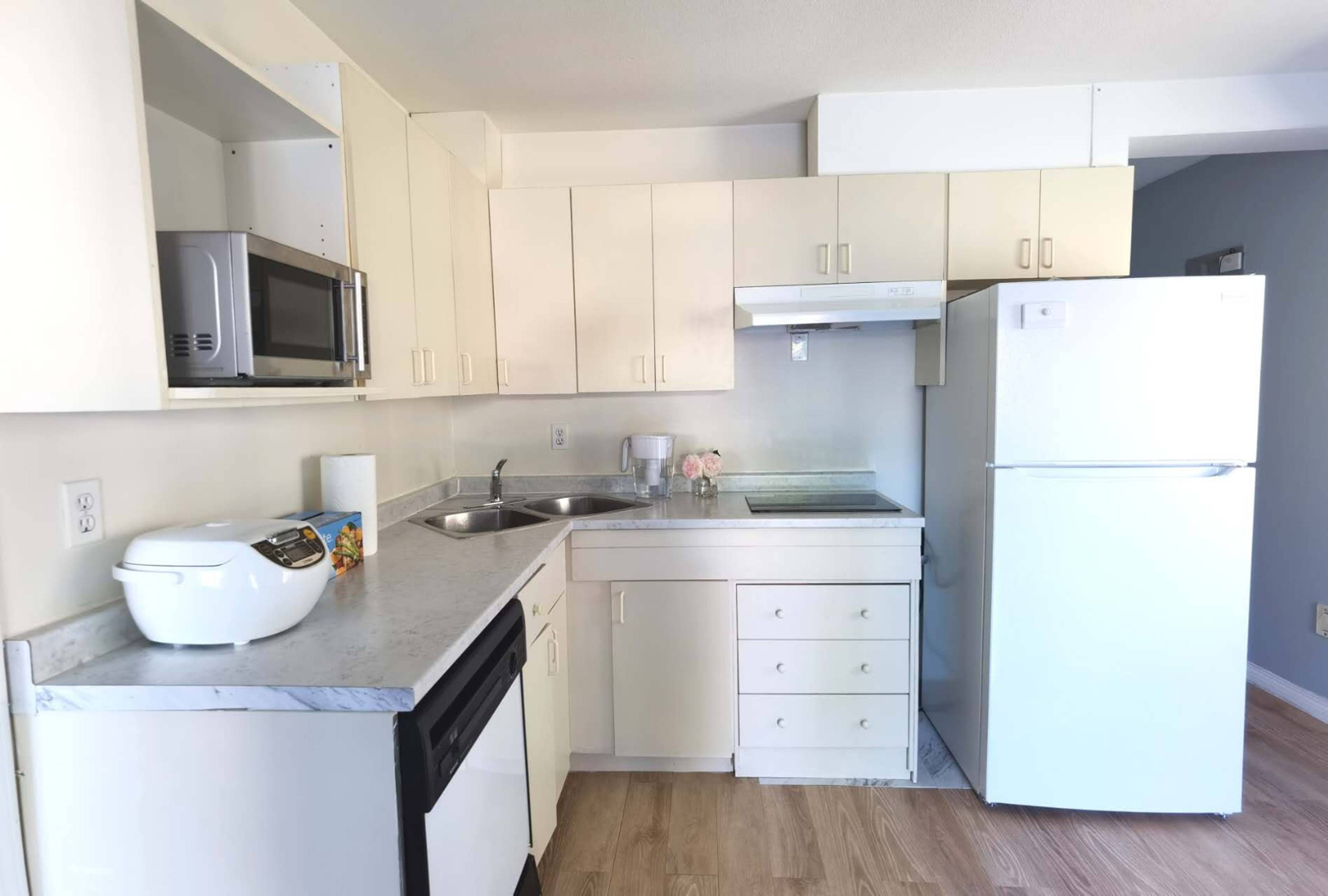 Jervis St, Port Coquitlam, BC 1 Bedroom Room for Rent liv.rent