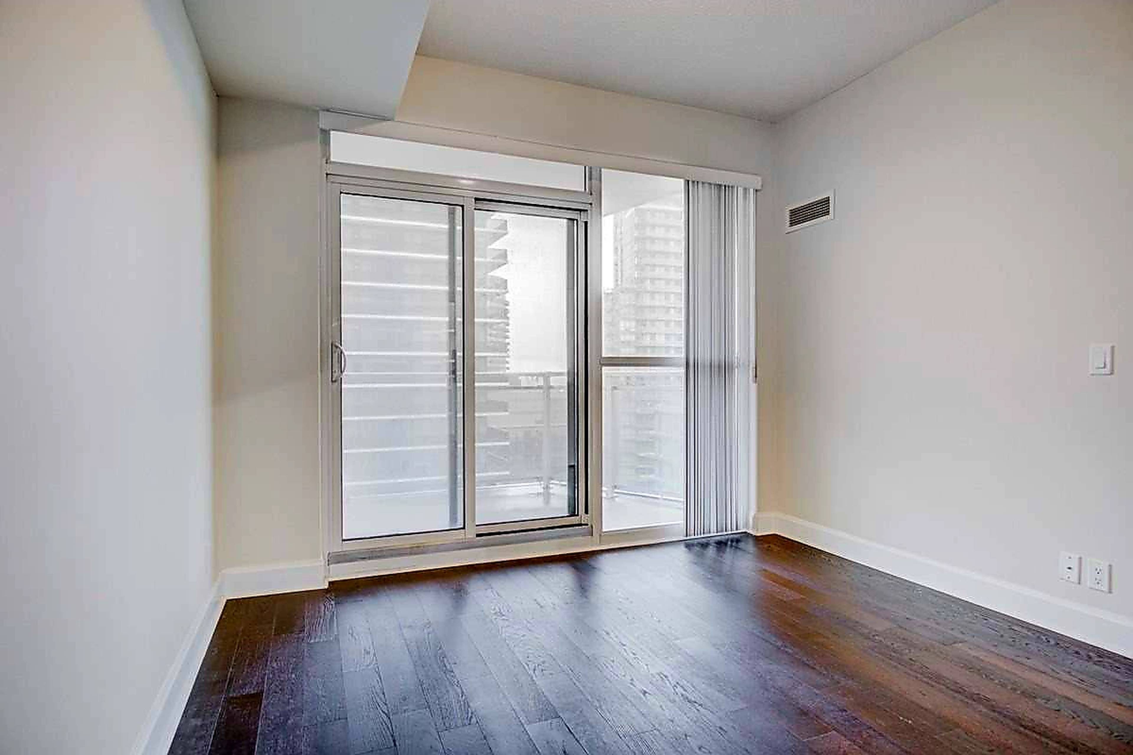 1905 33 Shore Breeze Dr, Etobicoke, ON 1 Bedroom Apartment for Rent