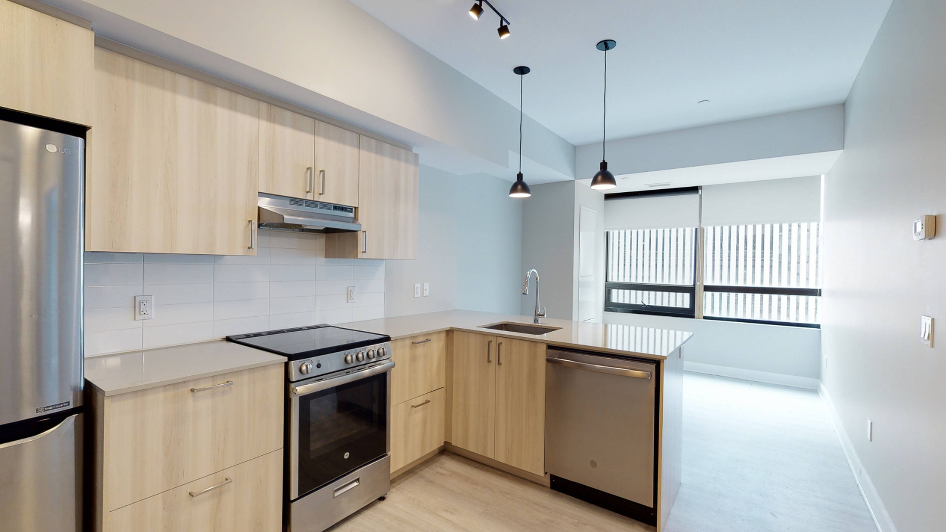 1 ch.  · 1 s. de bains for rent $1,899 / mois