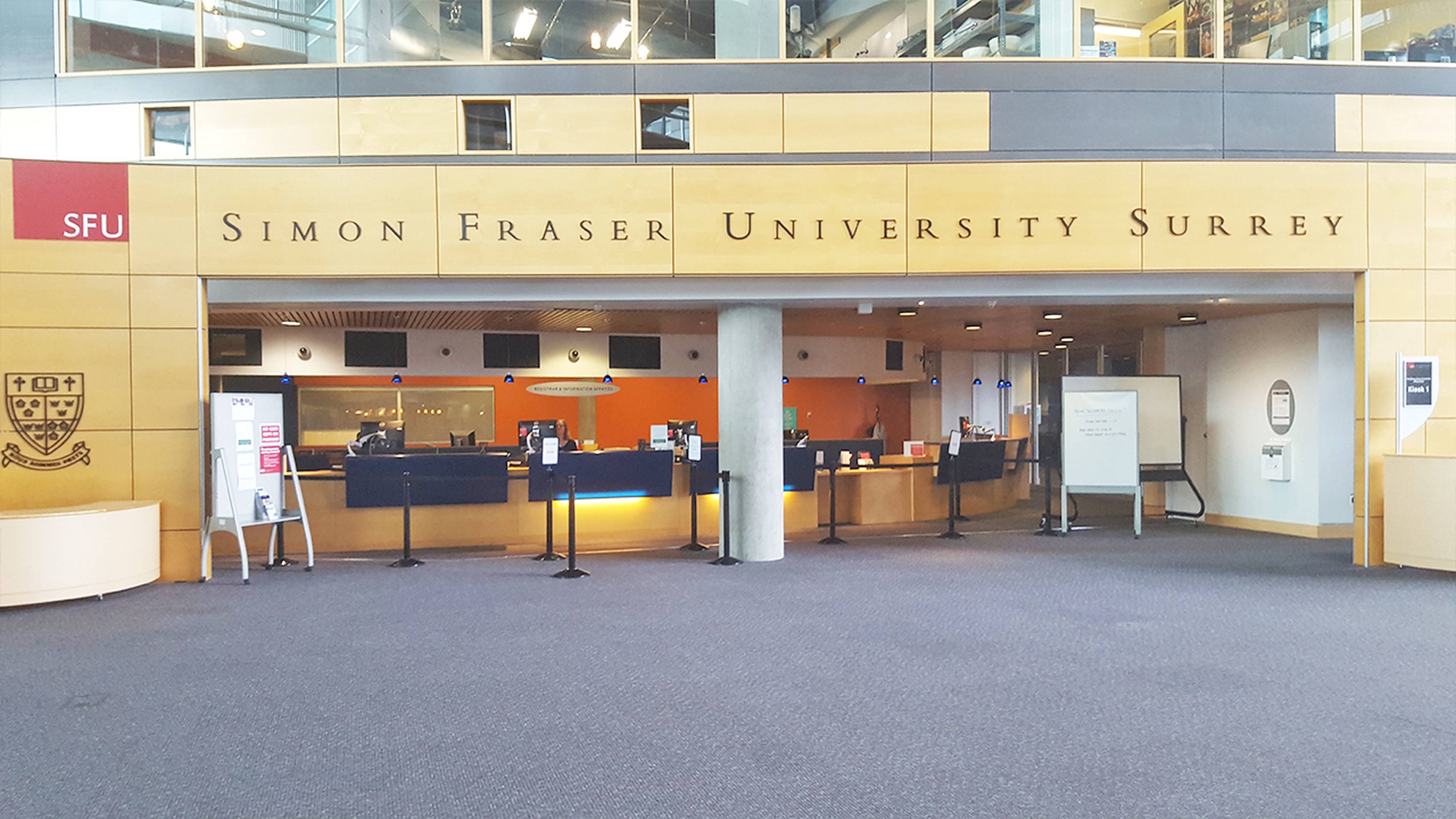 3 ch.  · 1 s. de bains for rent $2,500 / mois