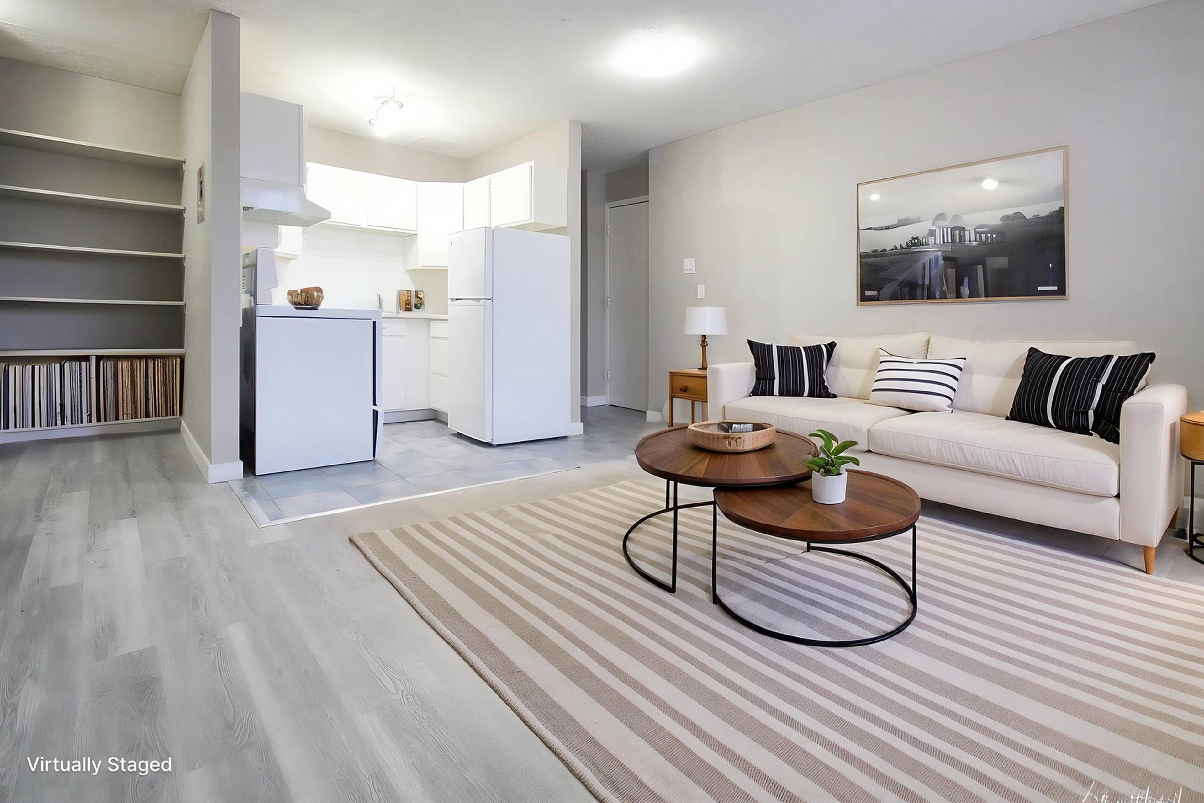 1 室  · 1 卫 for rent $825 / 月