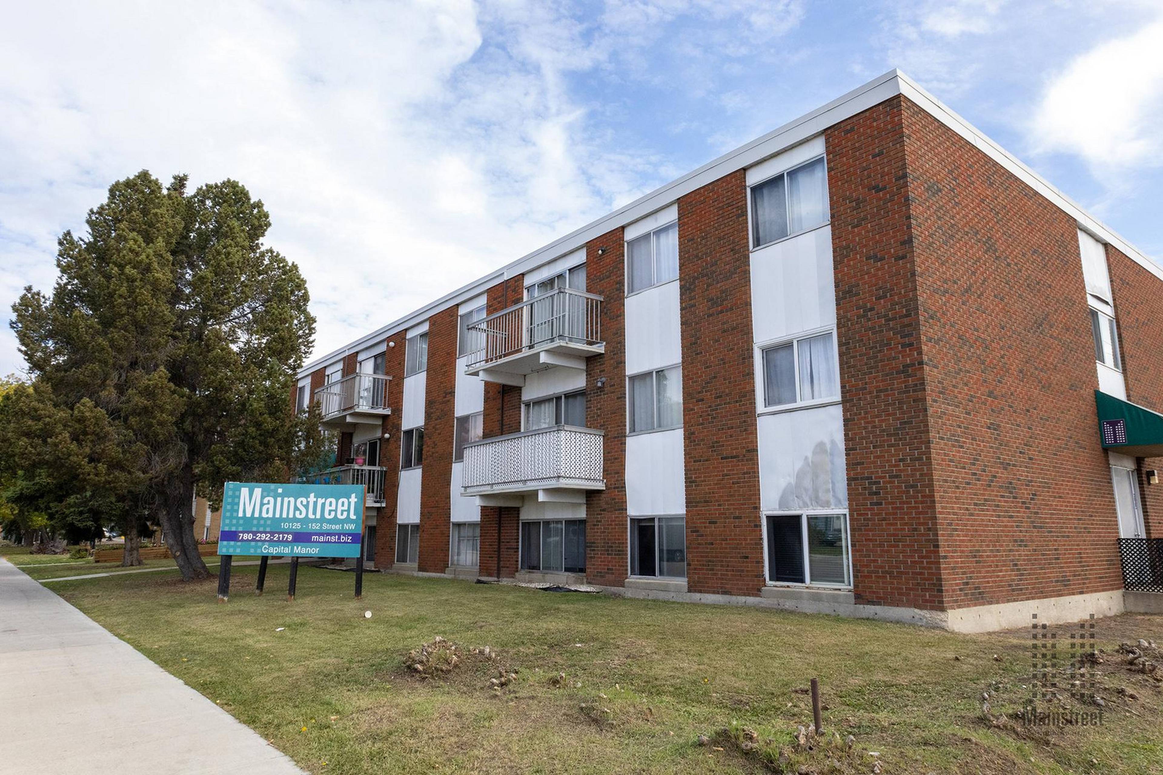 1 ch.  · 1 s. de bains for rent $1,129 / mois