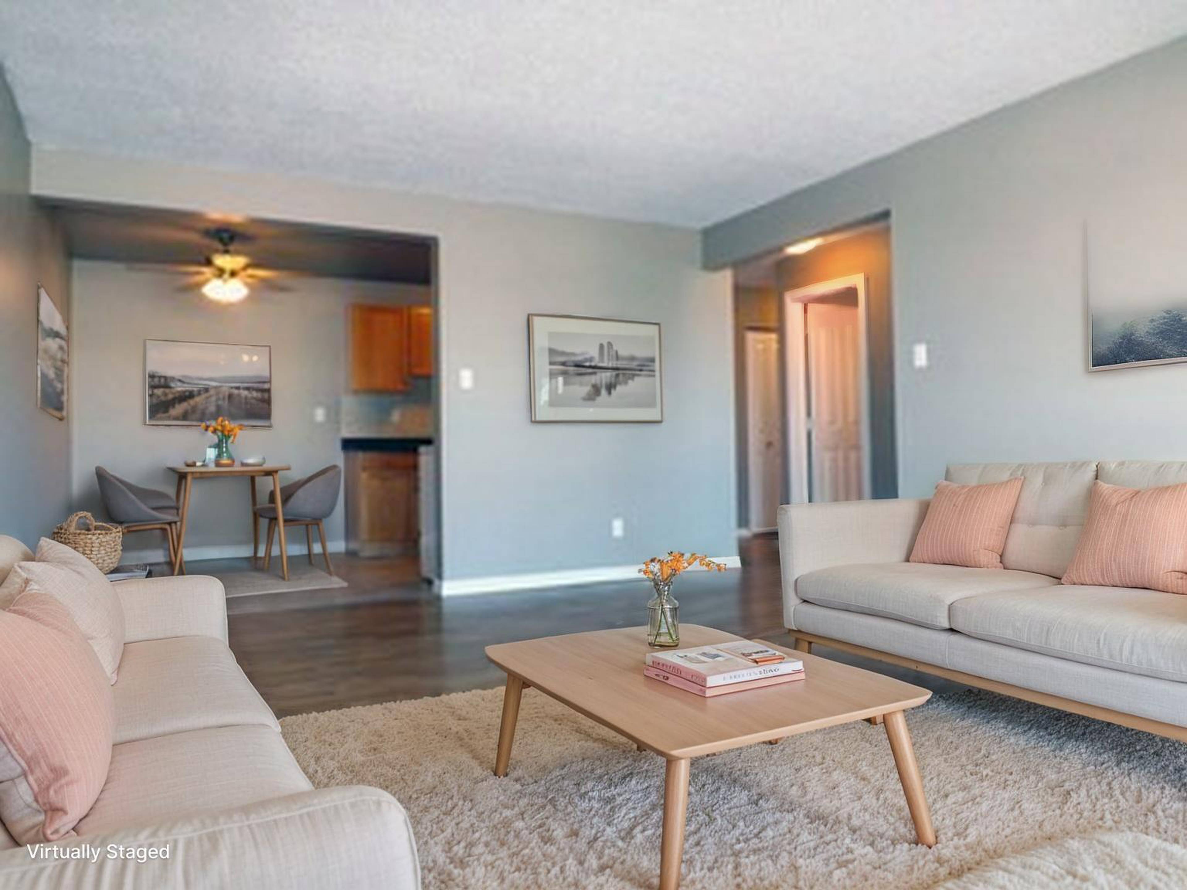 1 ch.  · 1 s. de bains for rent $999 / mois