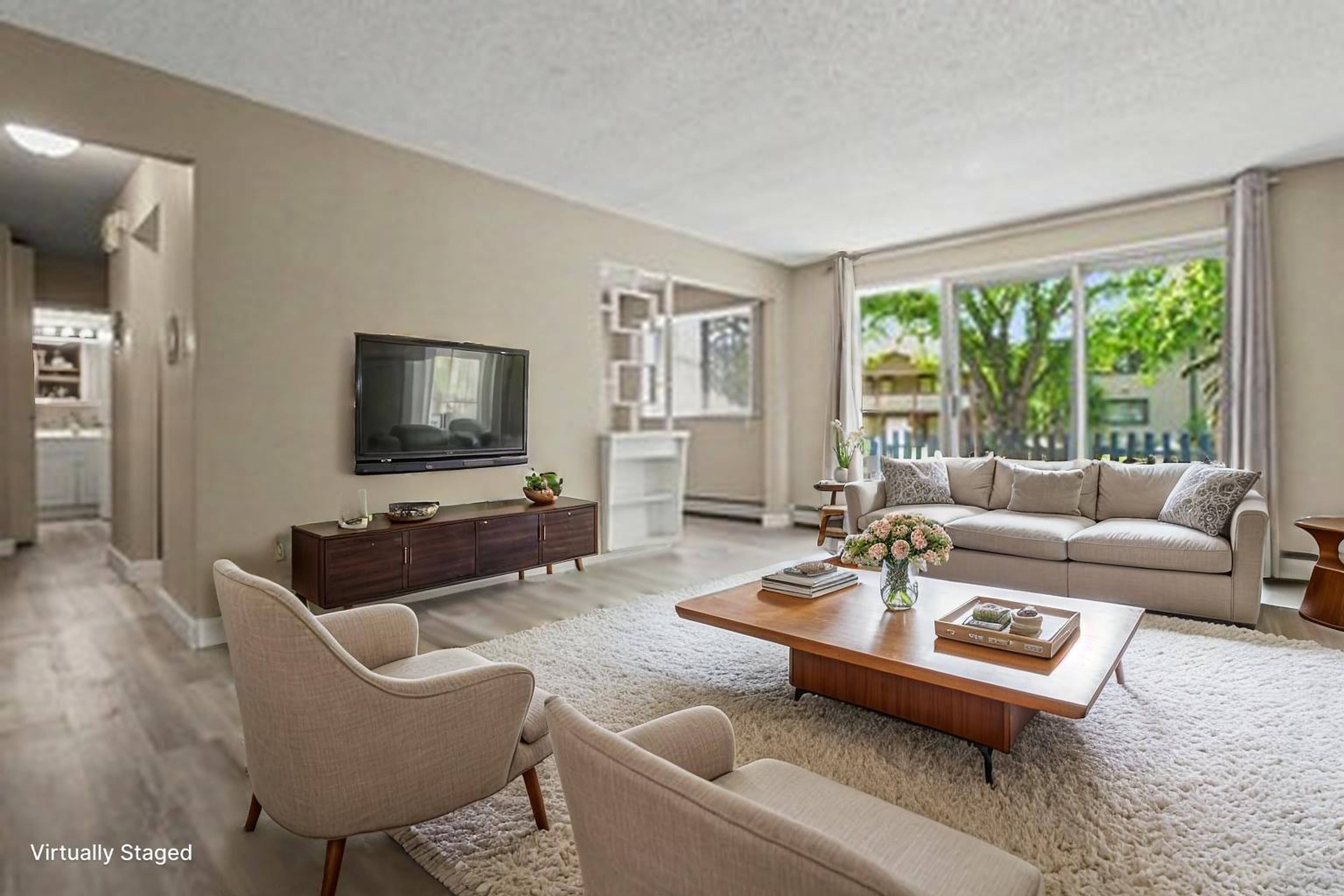 1 Bed  · 1 Bath for rent $949 / month
