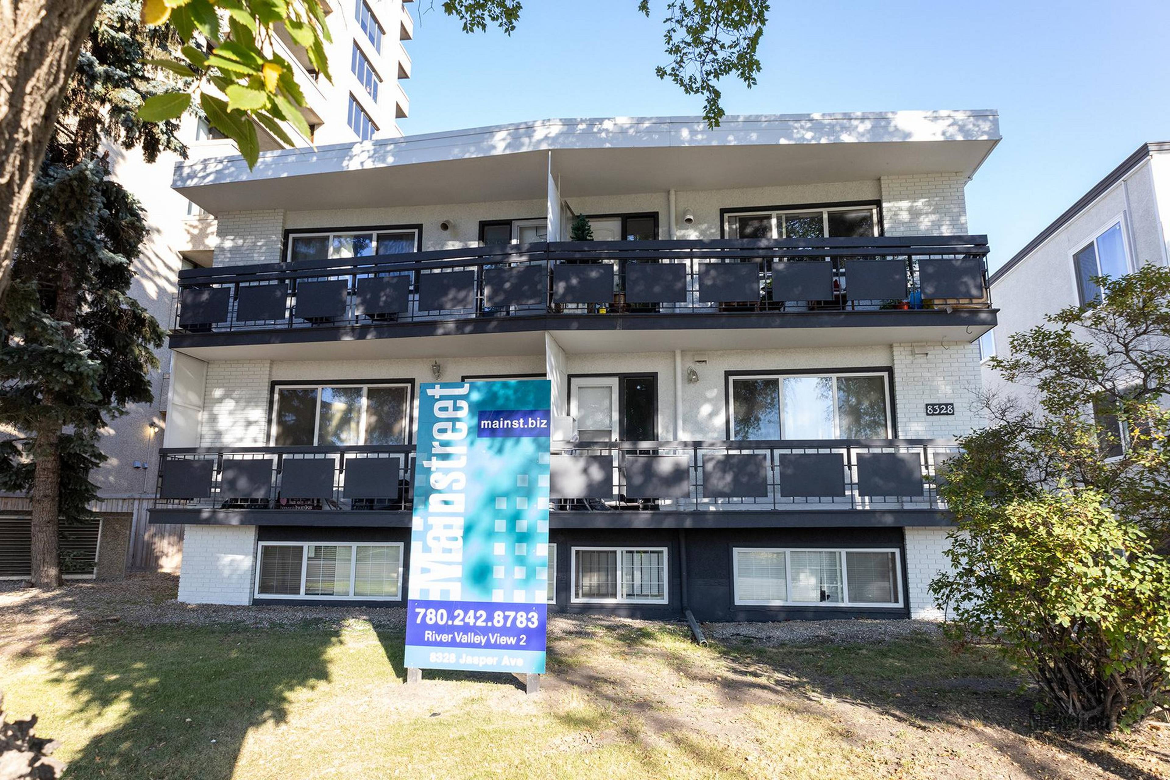 1 Bed  · 1 Bath for rent $1,099 / month