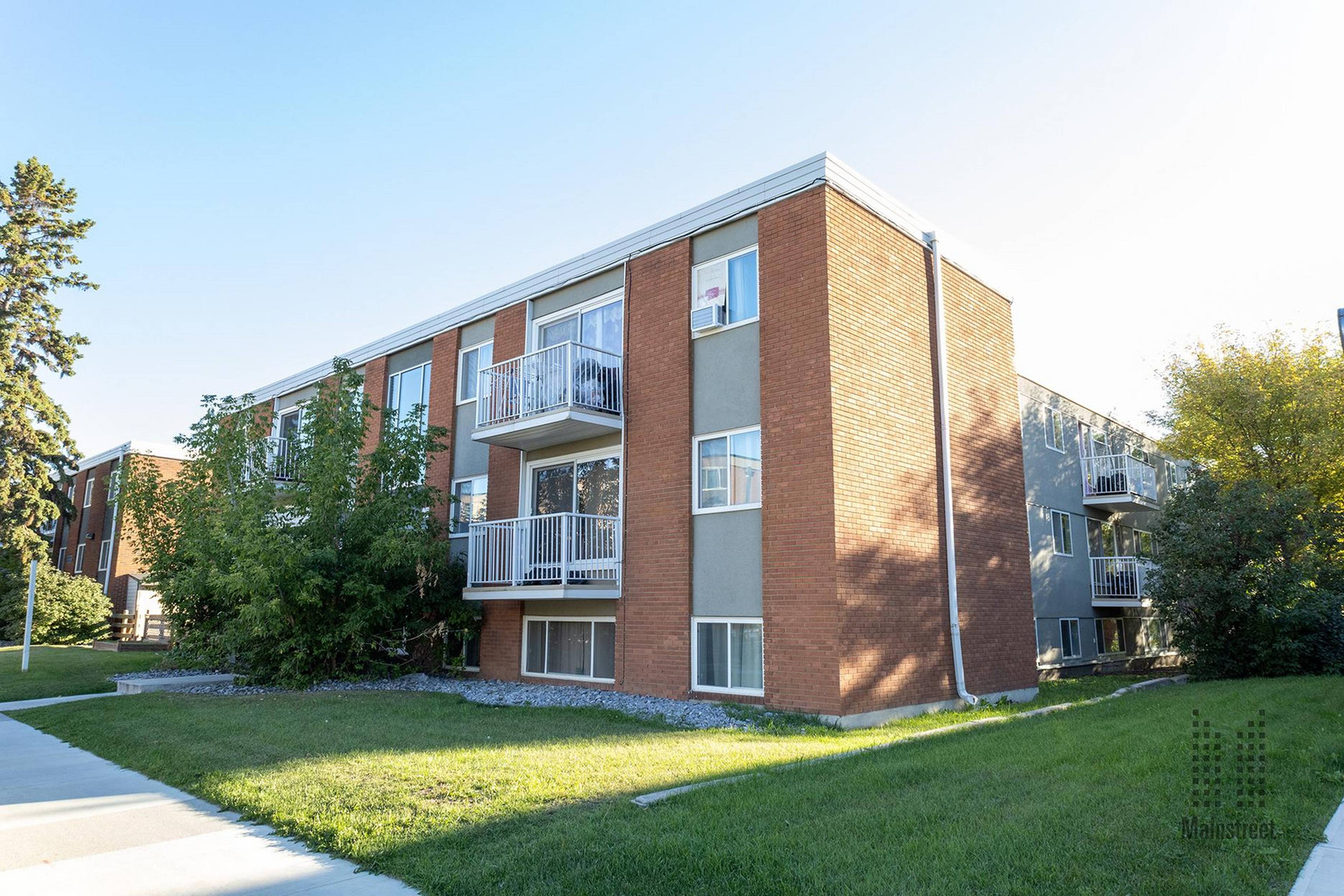 1 室  · 1 卫 for rent $1,219 / 月