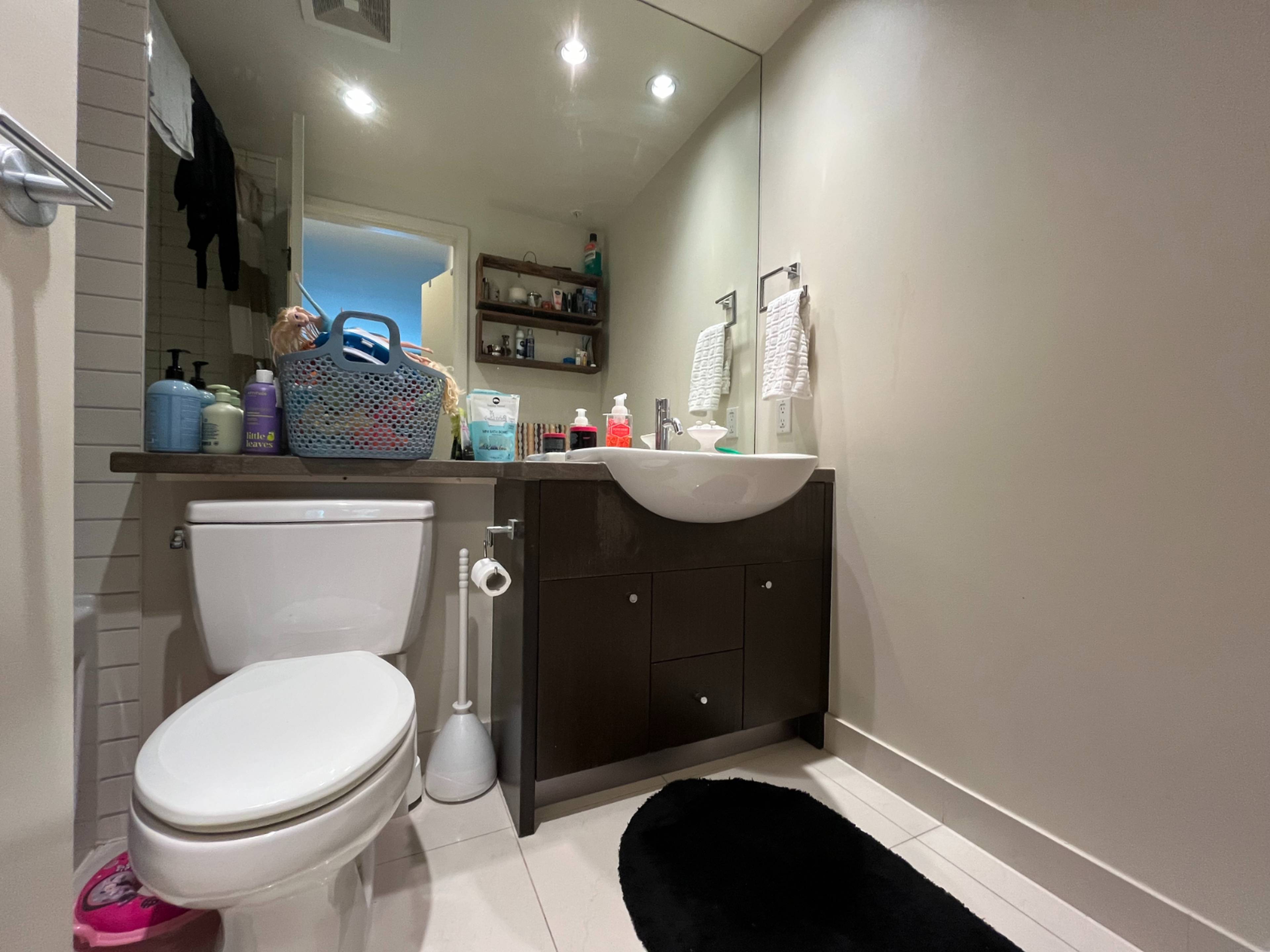 303 750 W 12th Ave, Vancouver, BC 2 Bedroom Apartment for Rent