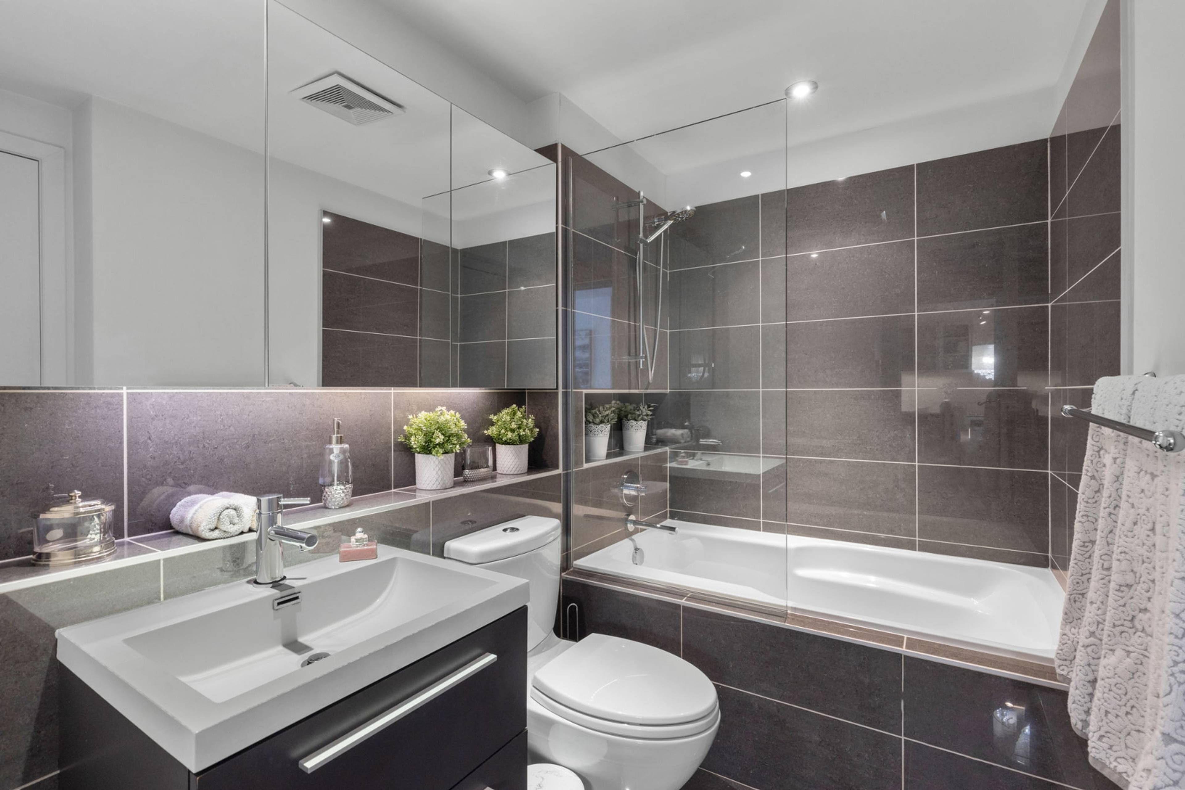 1000 Rue Ottawa, Montréal, QC 2 Bedroom Apartment for Rent liv.rent