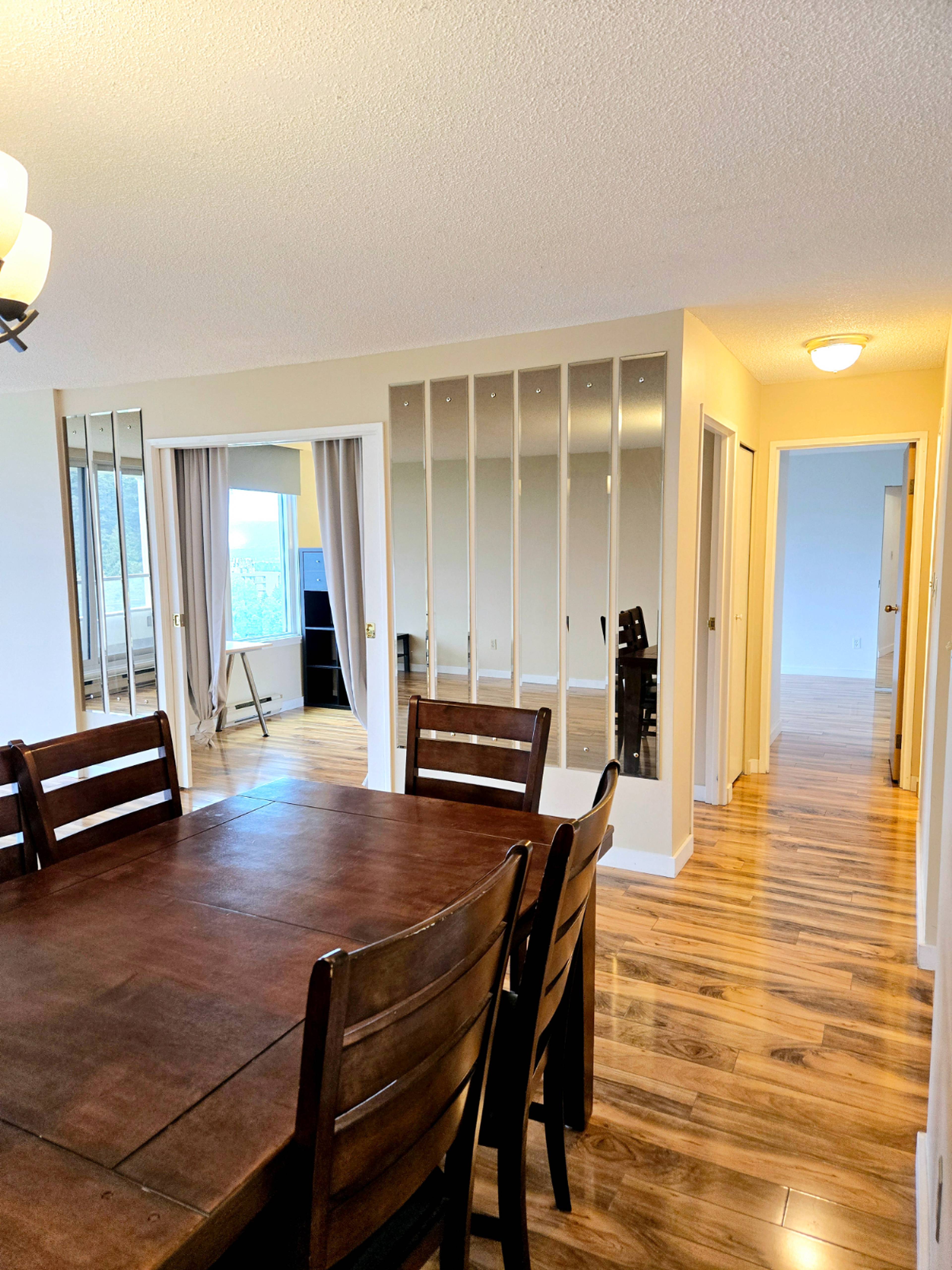 2 ch.  · 2 s. de bains for rent $3,000 / mois