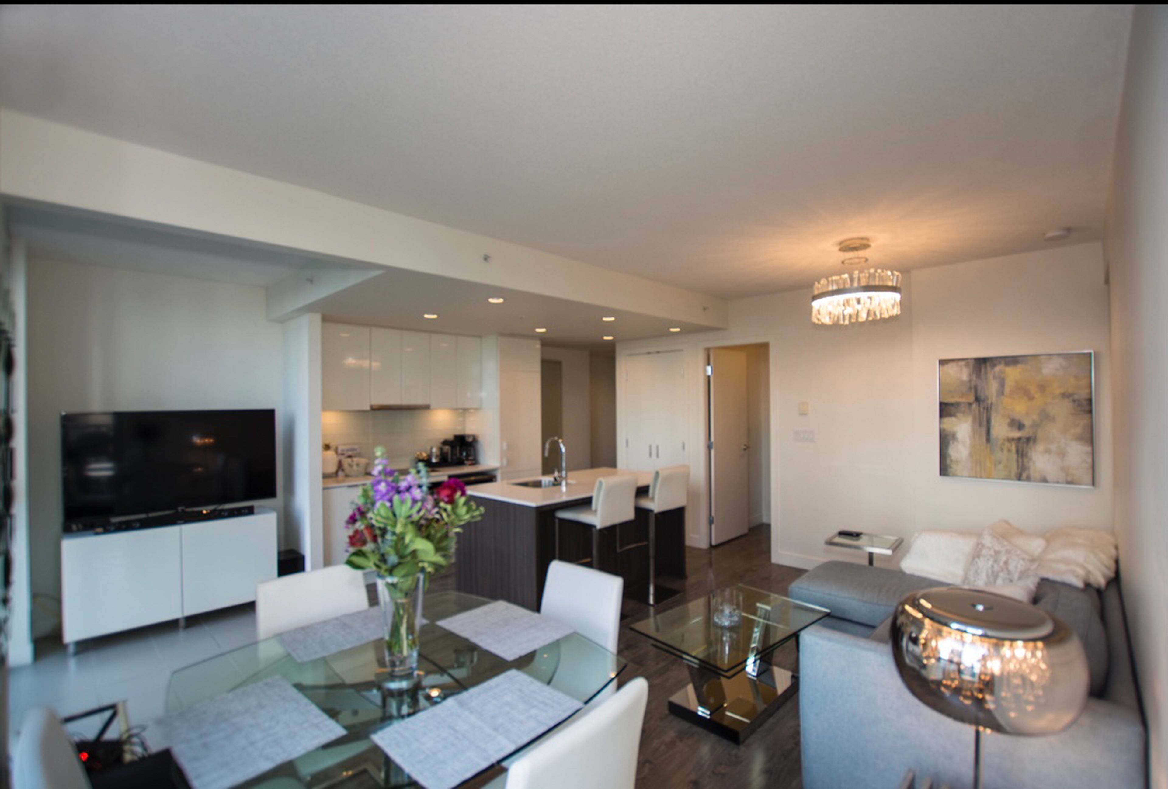 2206 1308 Hornby St, Vancouver, BC 1 Bedroom Apartment for Rent