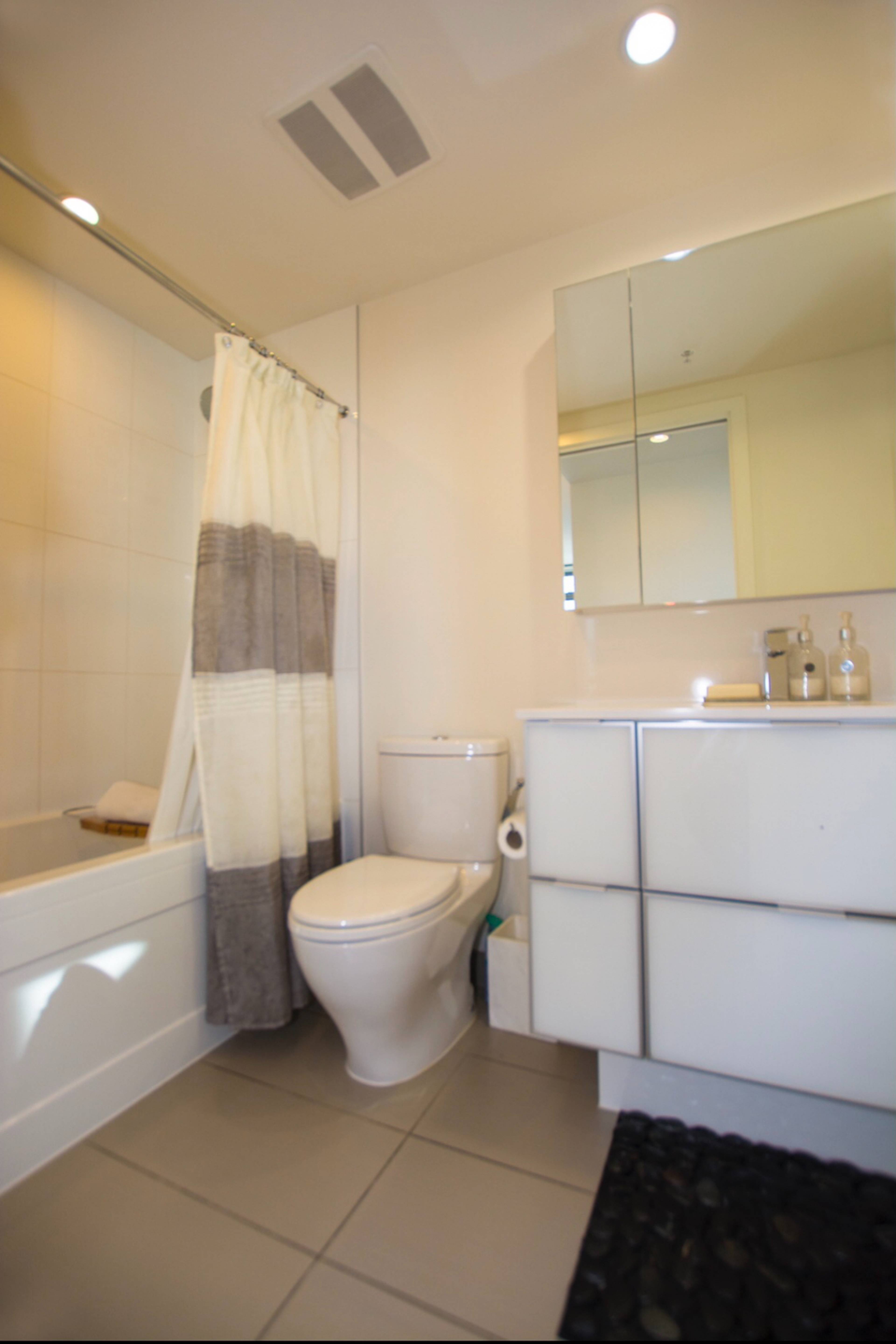 2206 1308 Hornby St, Vancouver, BC 1 Bedroom Apartment for Rent