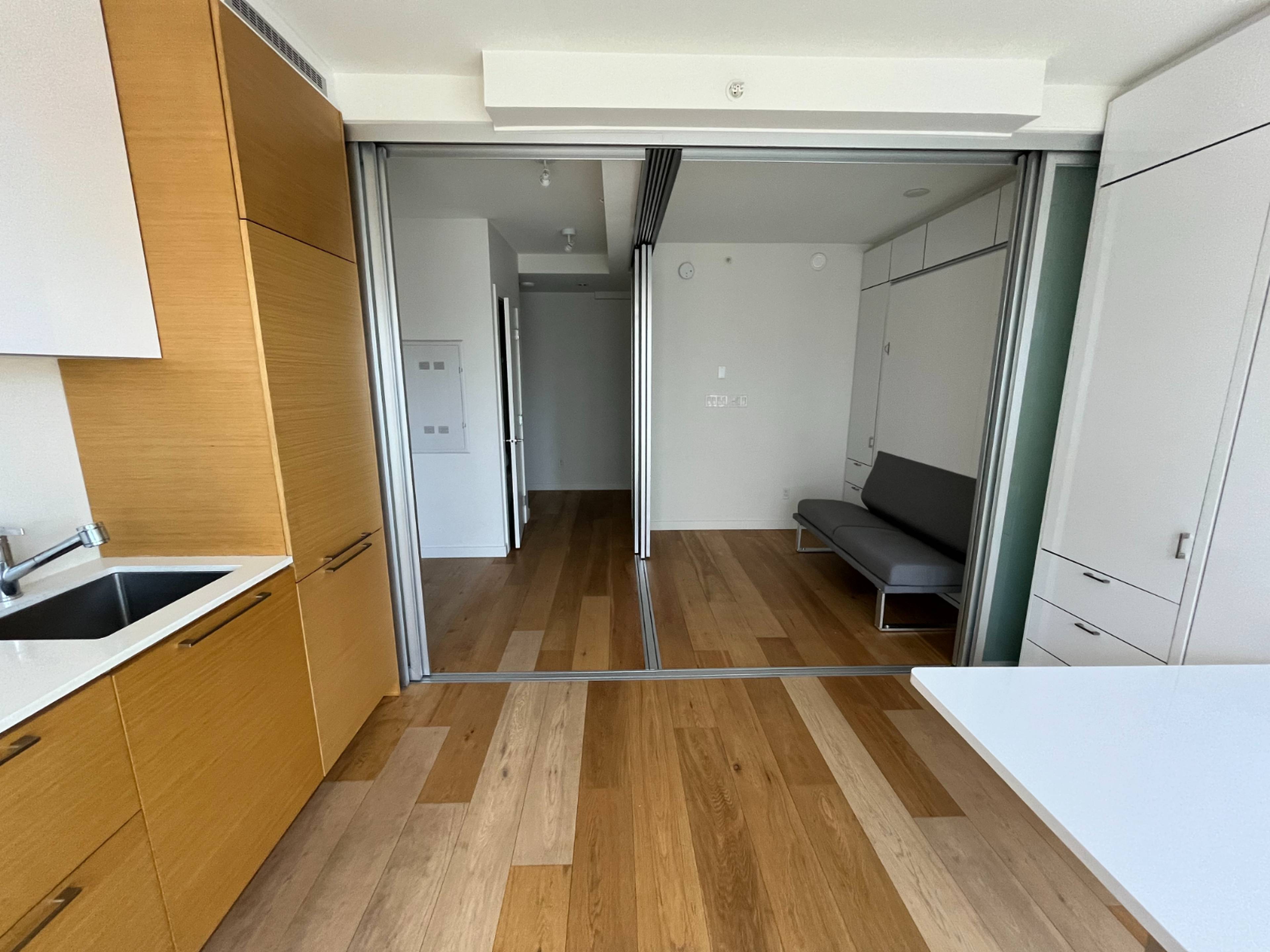 2201 13438 Central Ave, Surrey, BC 2 Bedroom Apartment for Rent