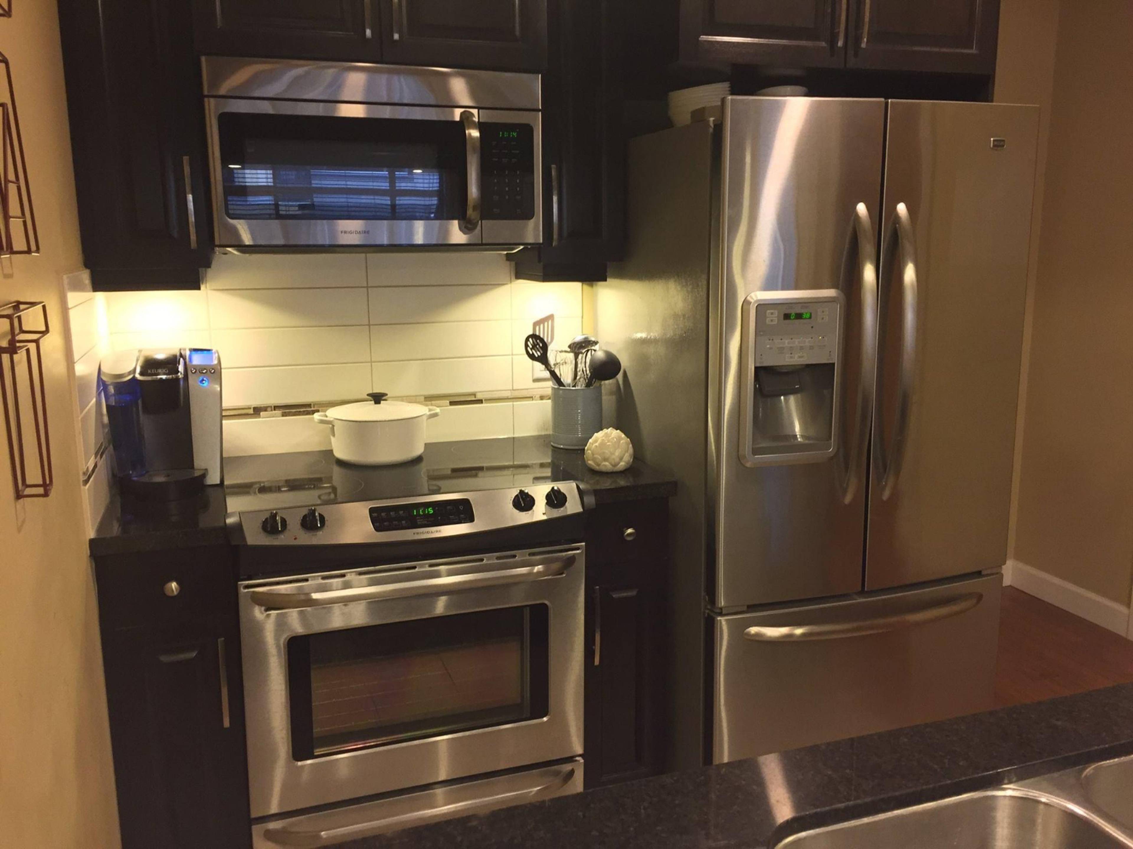 8288 207A St, Langley, BC 1 Bedroom Apartment for Rent liv.rent