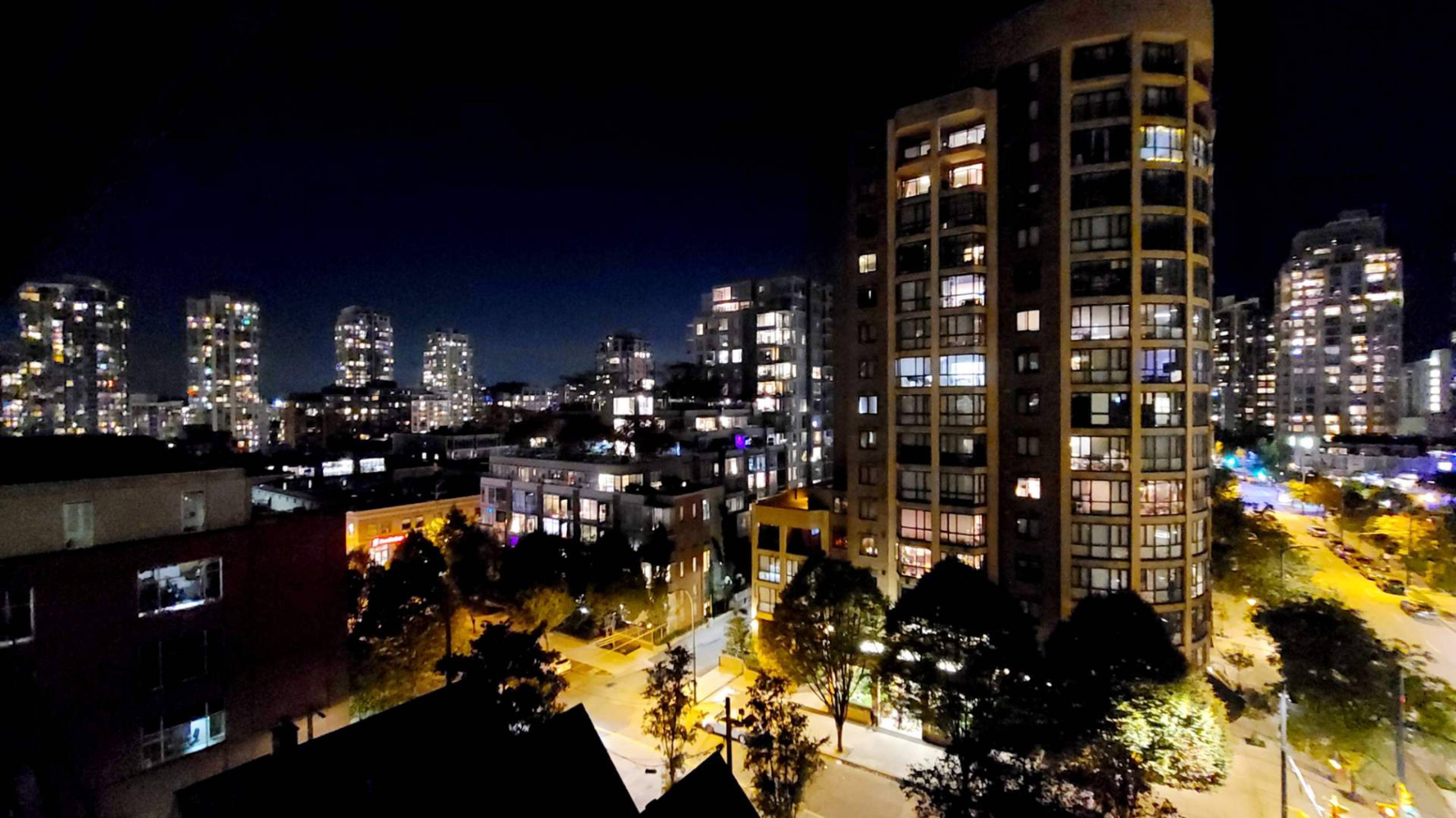 2 ch.  · 2 s. de bains for rent $4,200 / mois