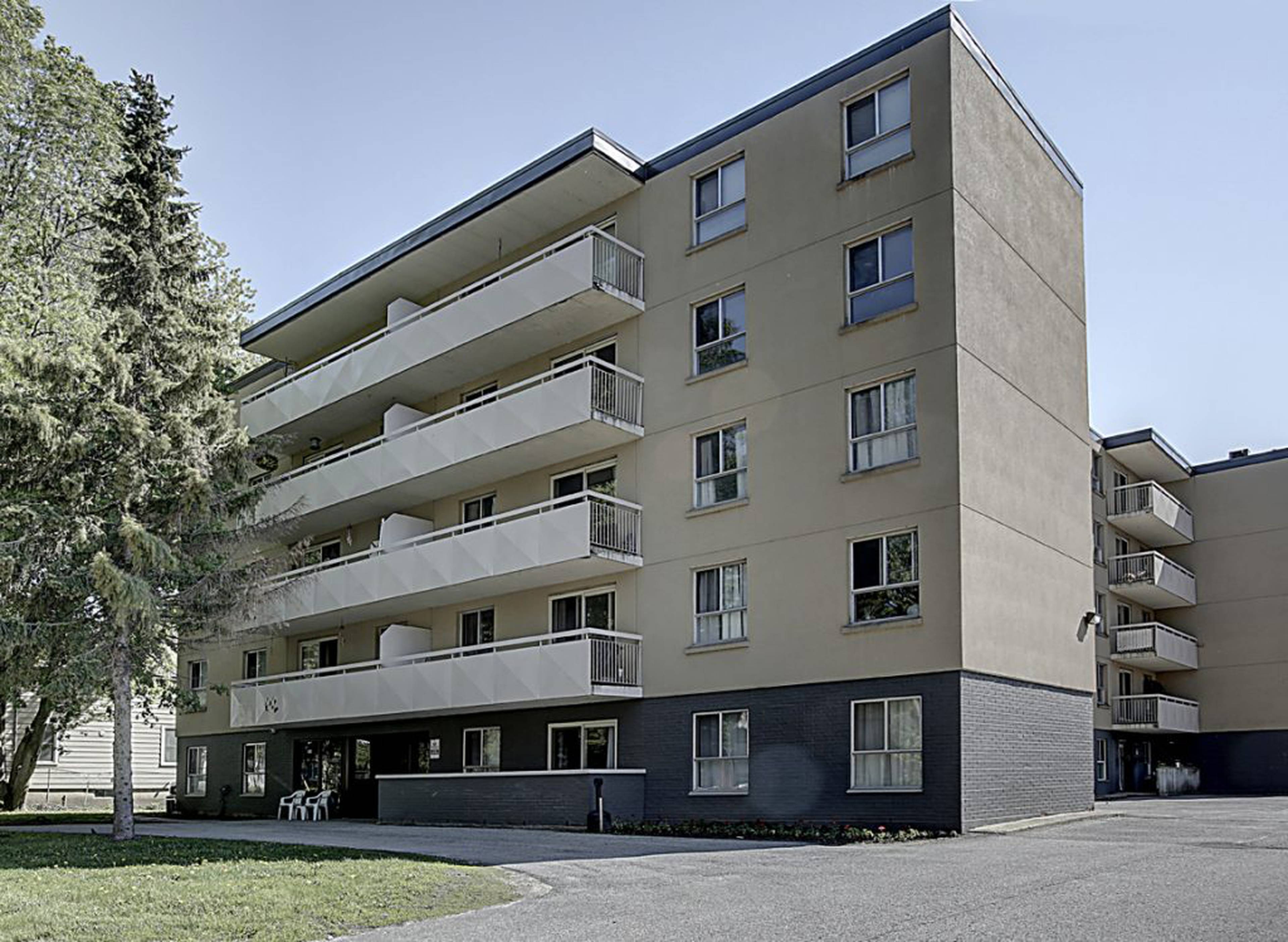 2 Bed  · 1 Bath for rent $1,699 / month