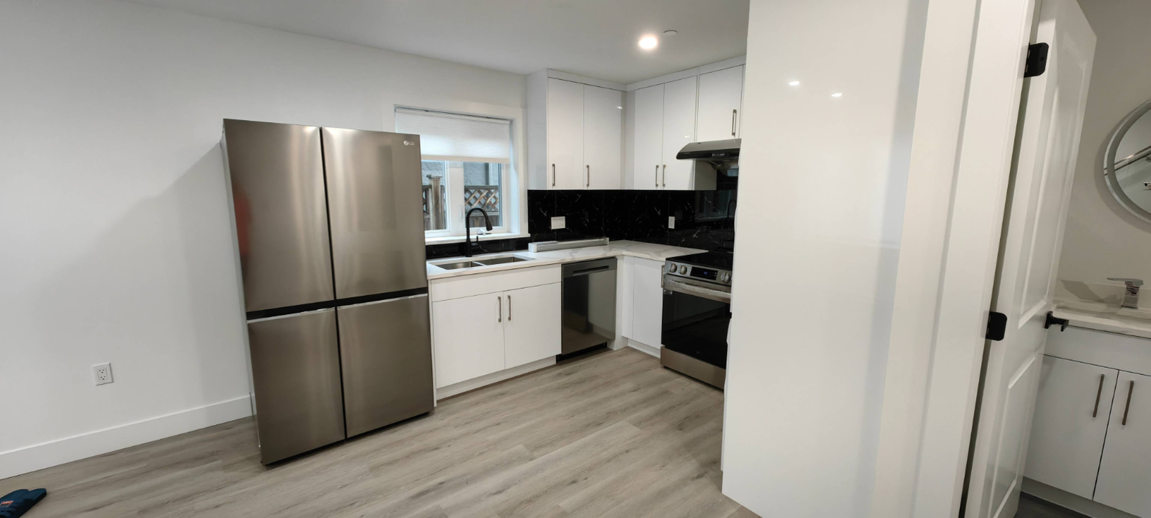 1675 W 59th Ave 2