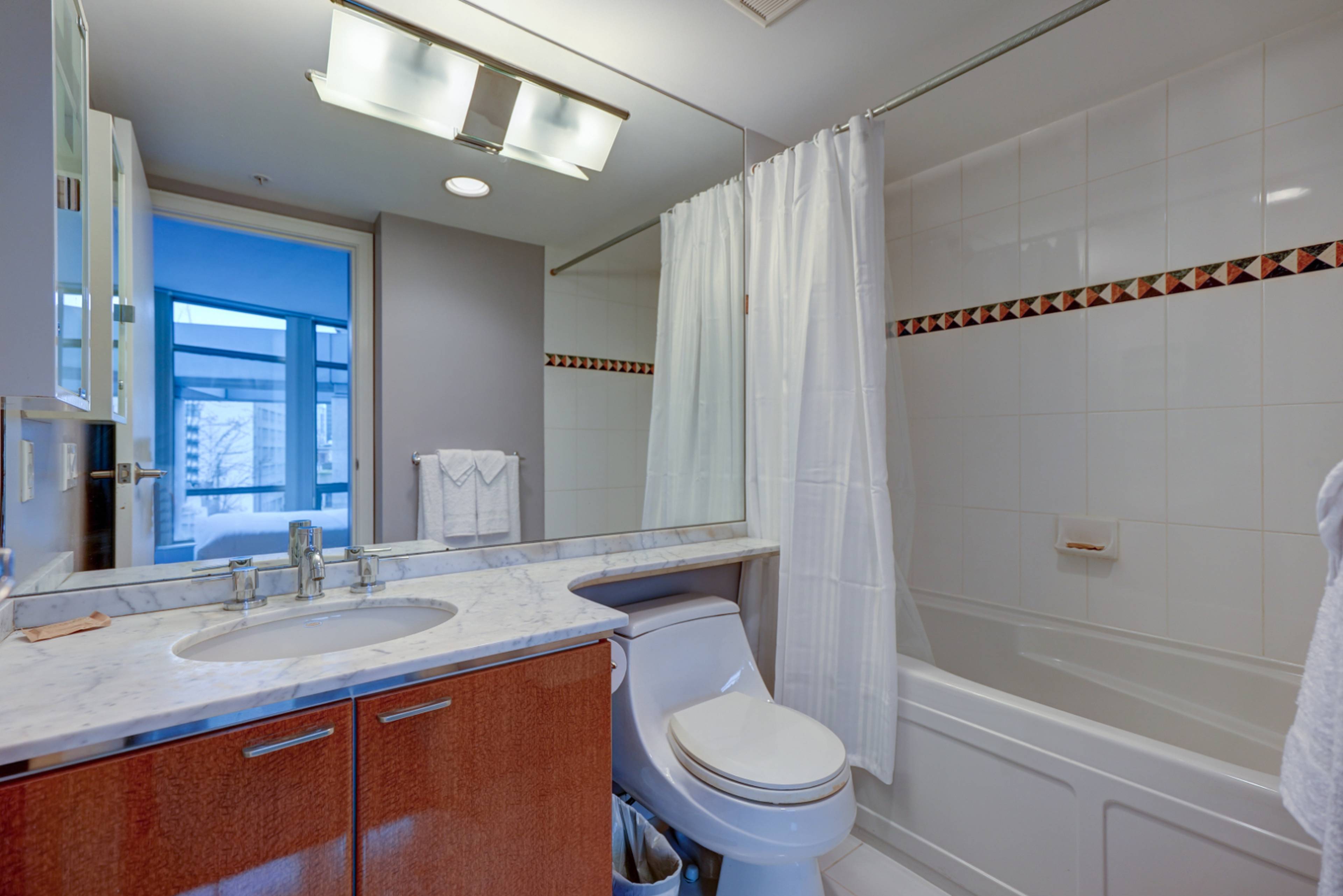 1200 Alberni St 12