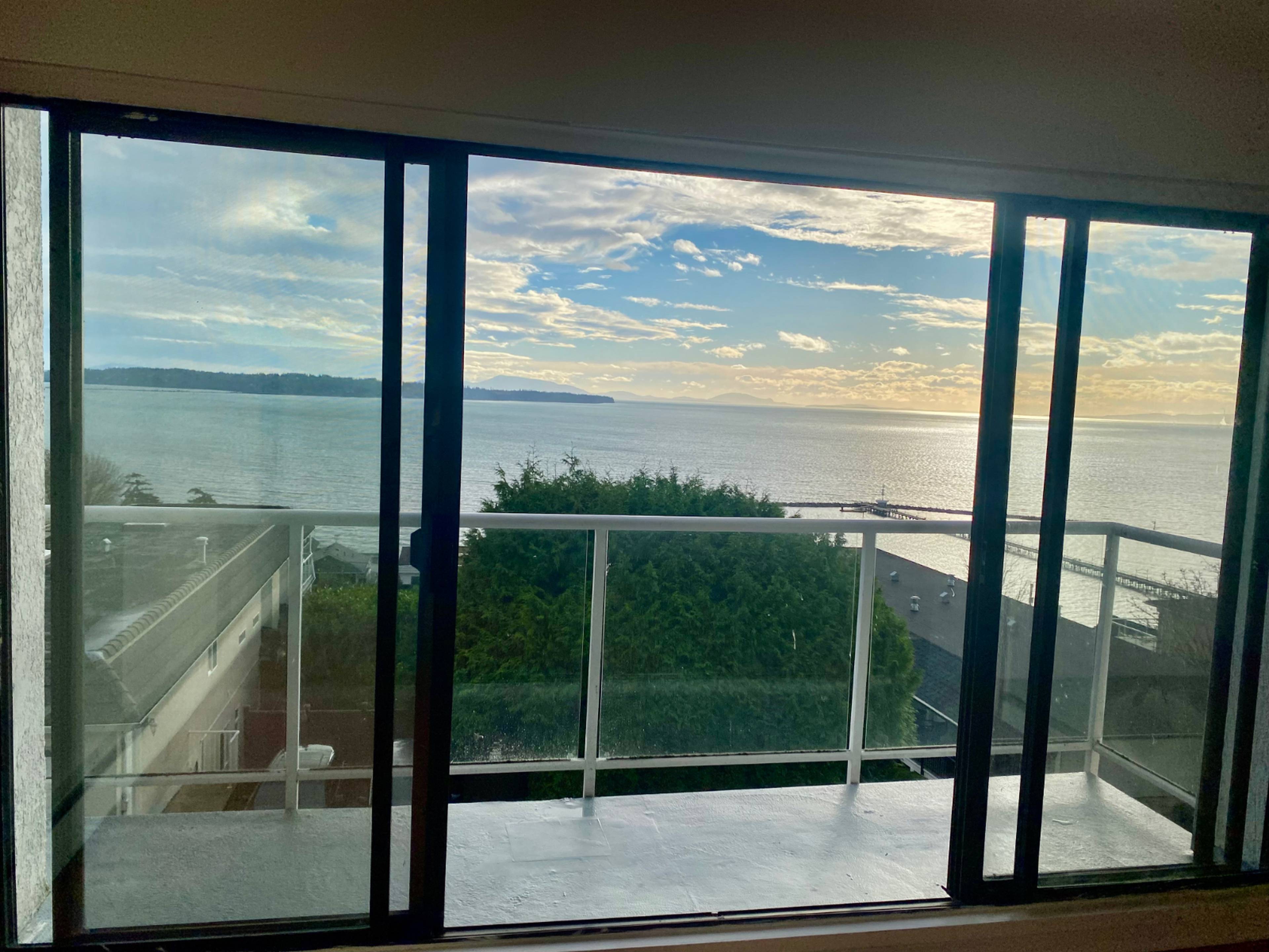 White Rock Apartments