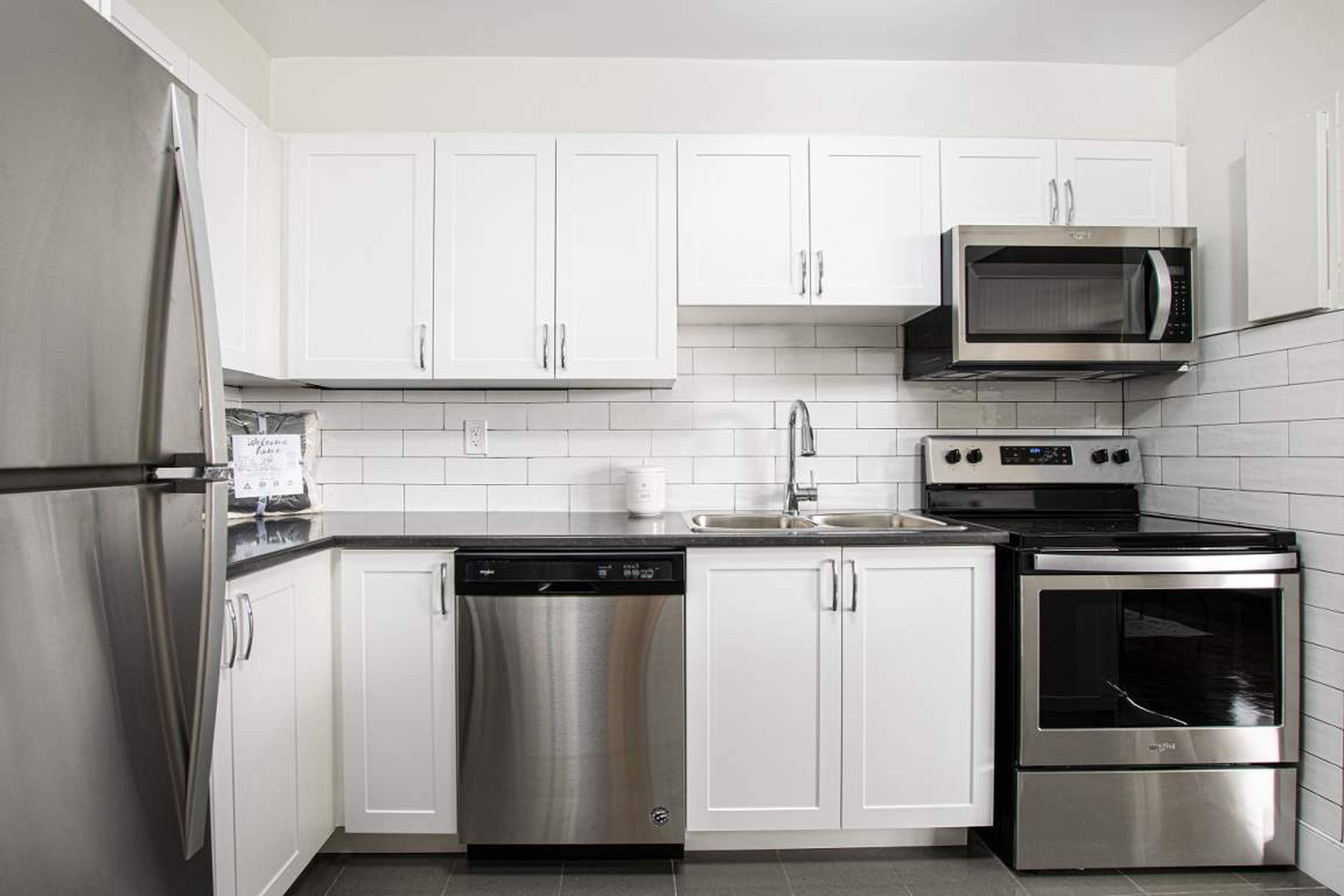 2 Bed  · 1 Bath for rent $2,300 / month