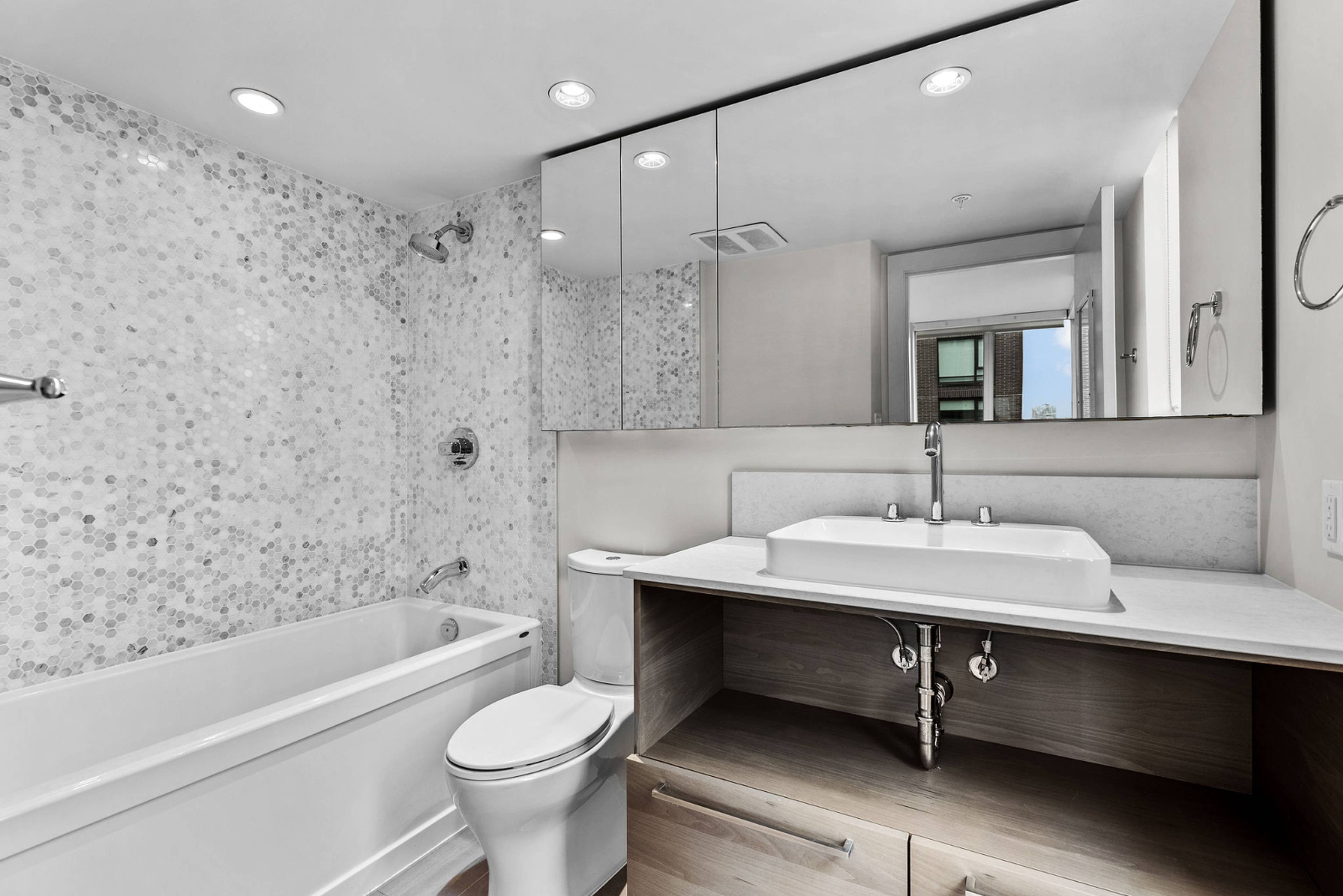 189 Keefer St 16