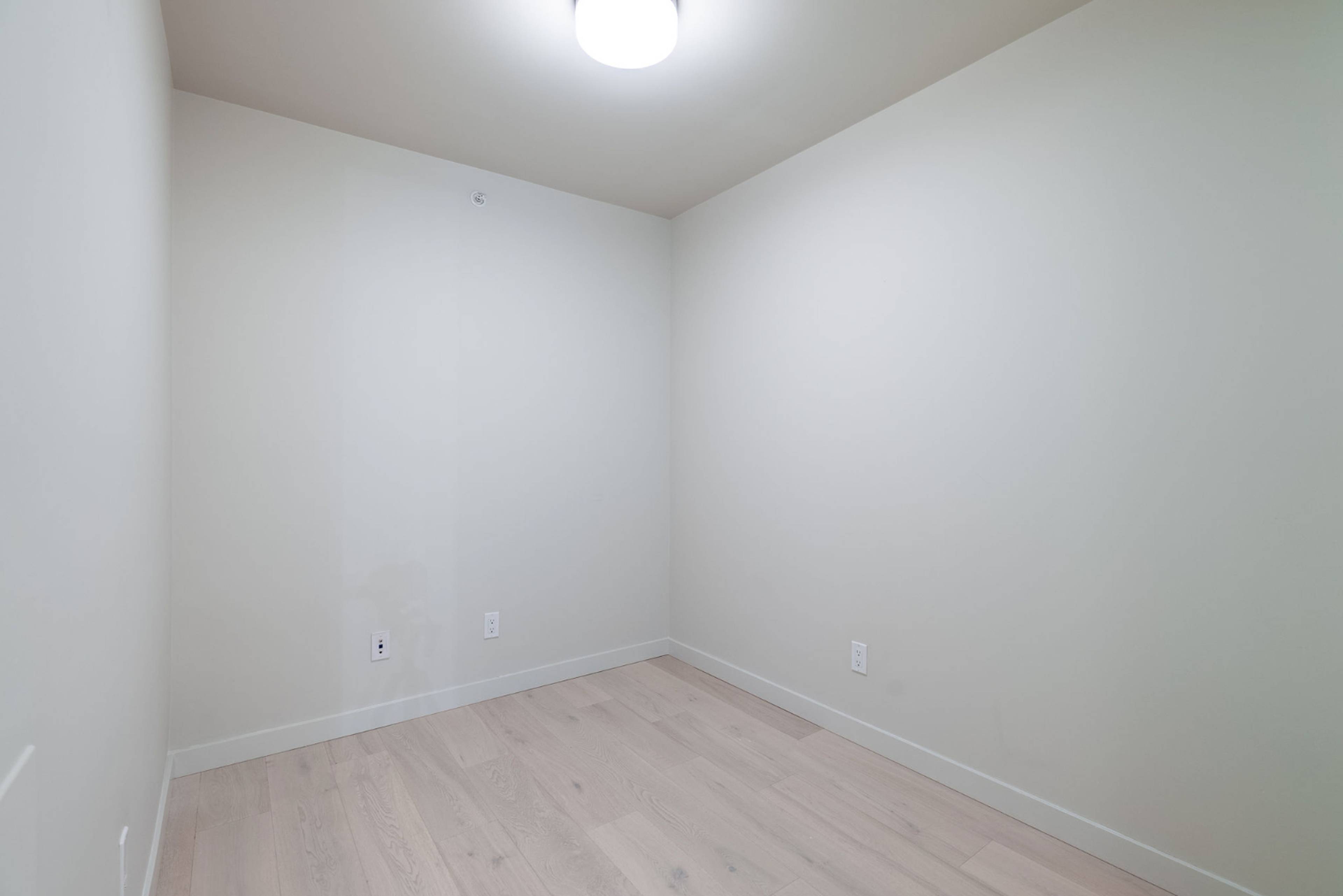 189 Keefer St 17
