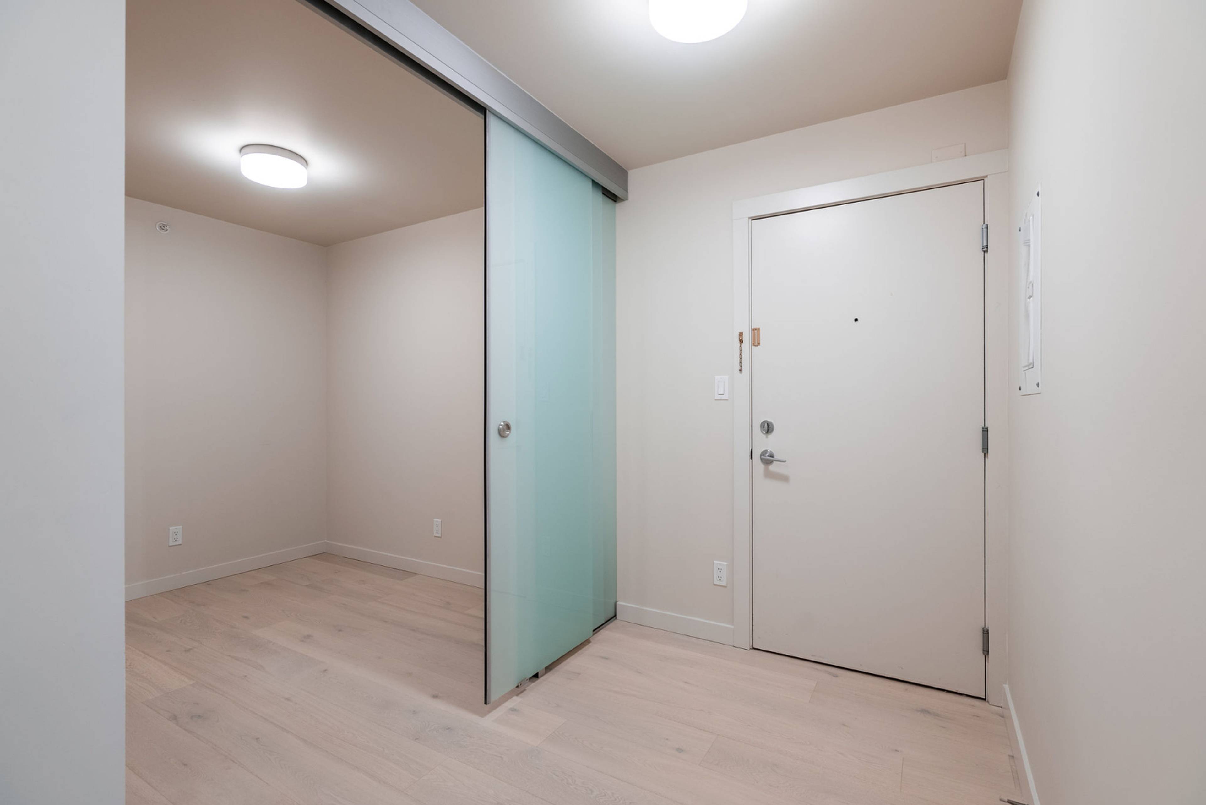 189 Keefer St 18