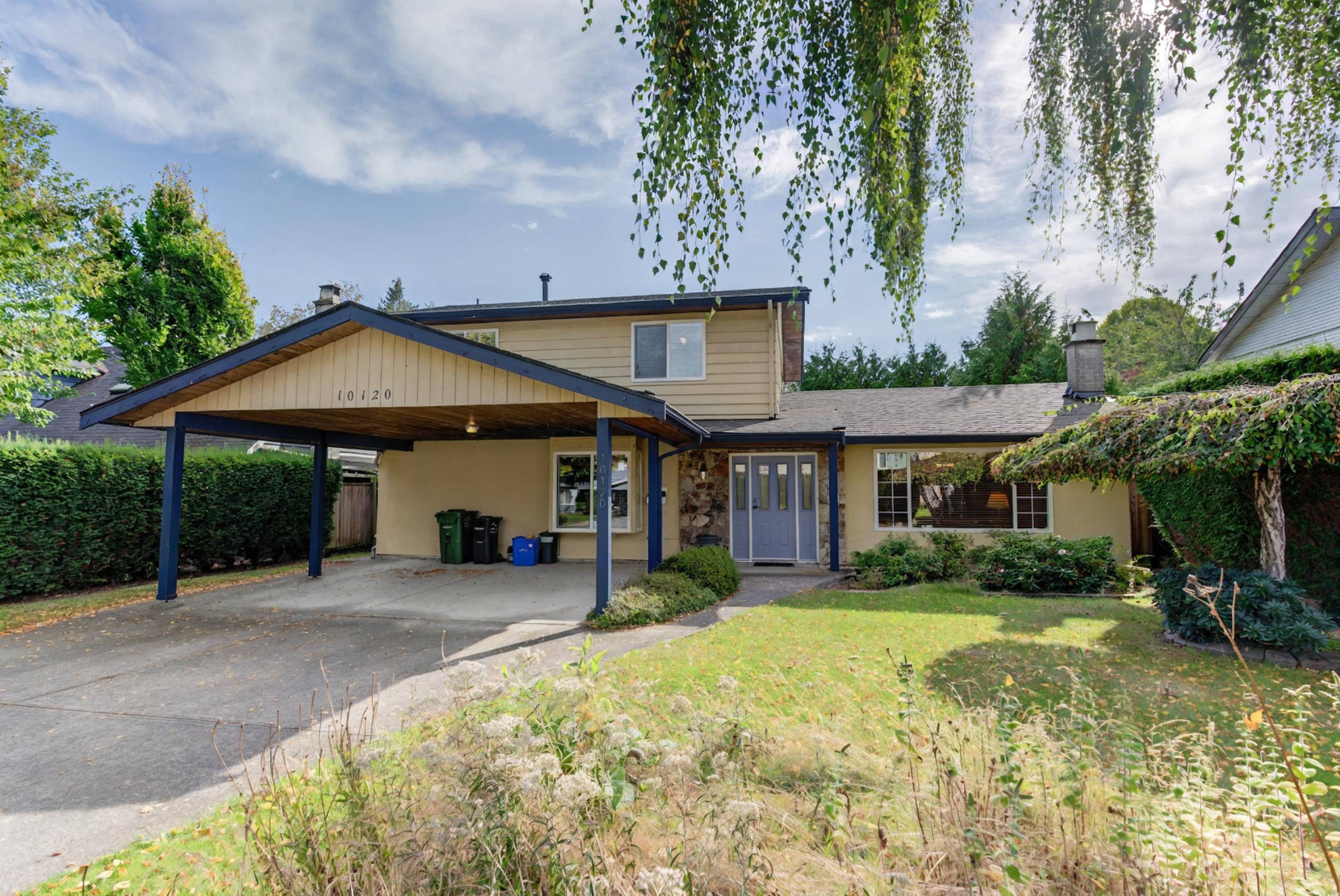 10120 Springhill Cres