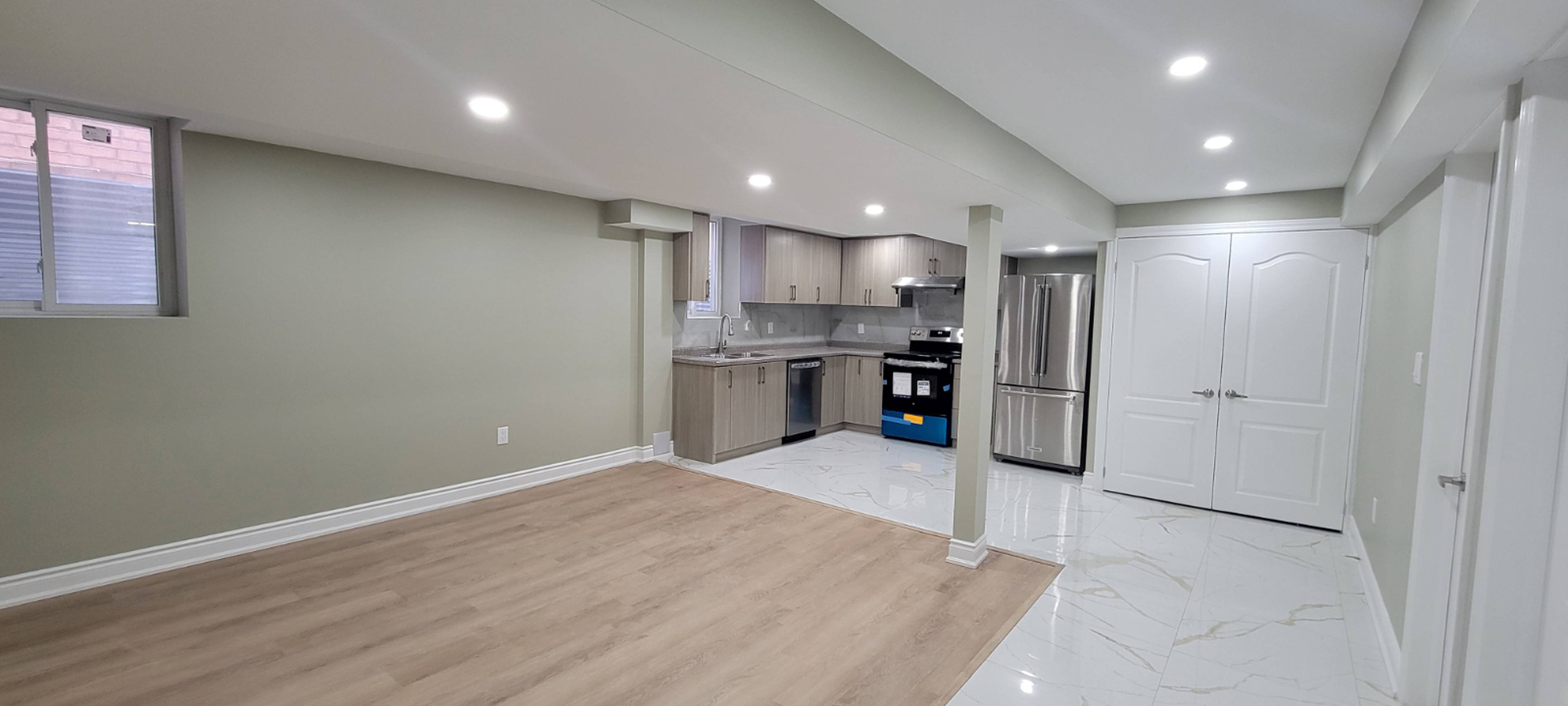 6386 Lisgar Dr