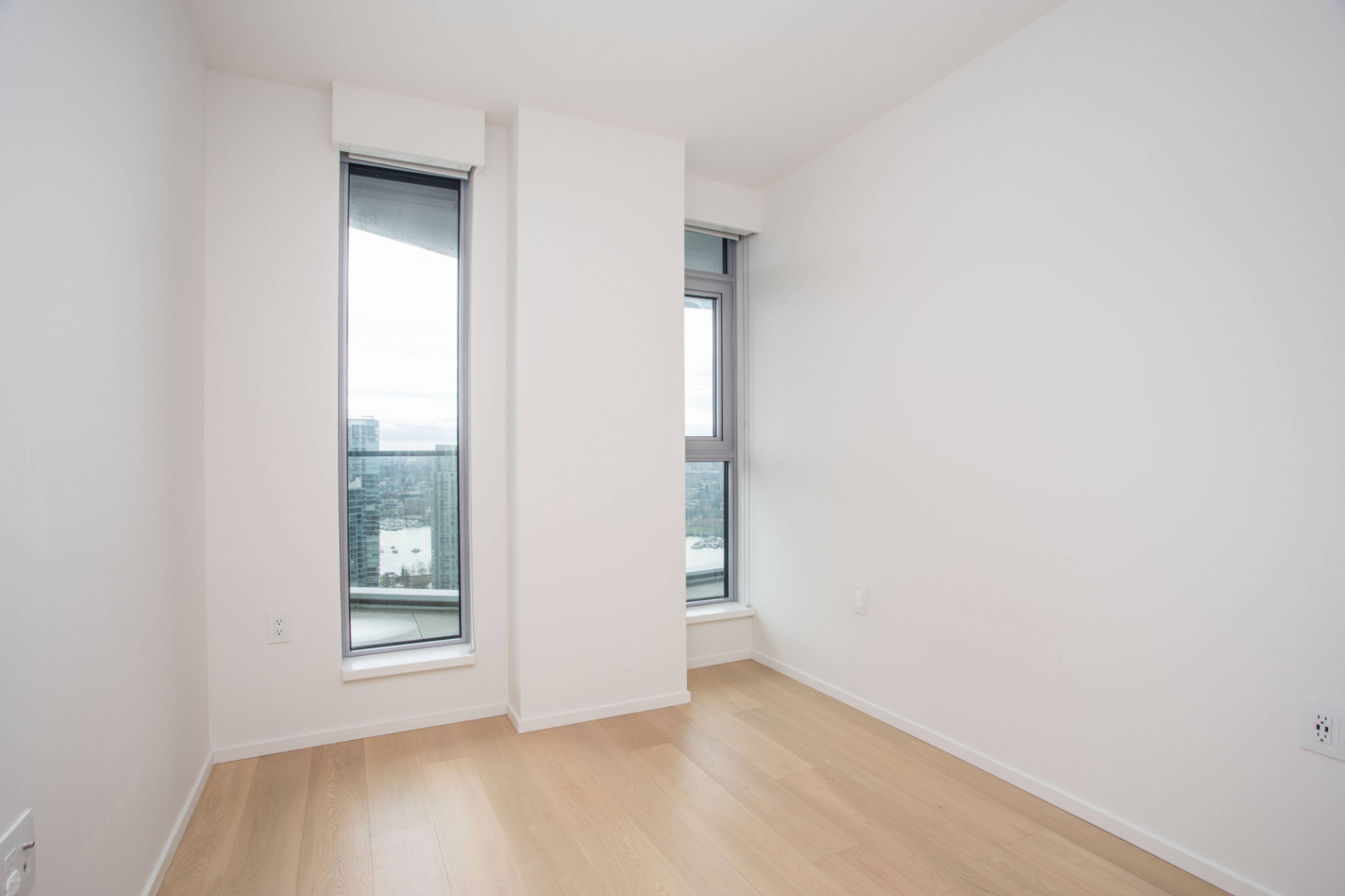 889 Pacific St 13
