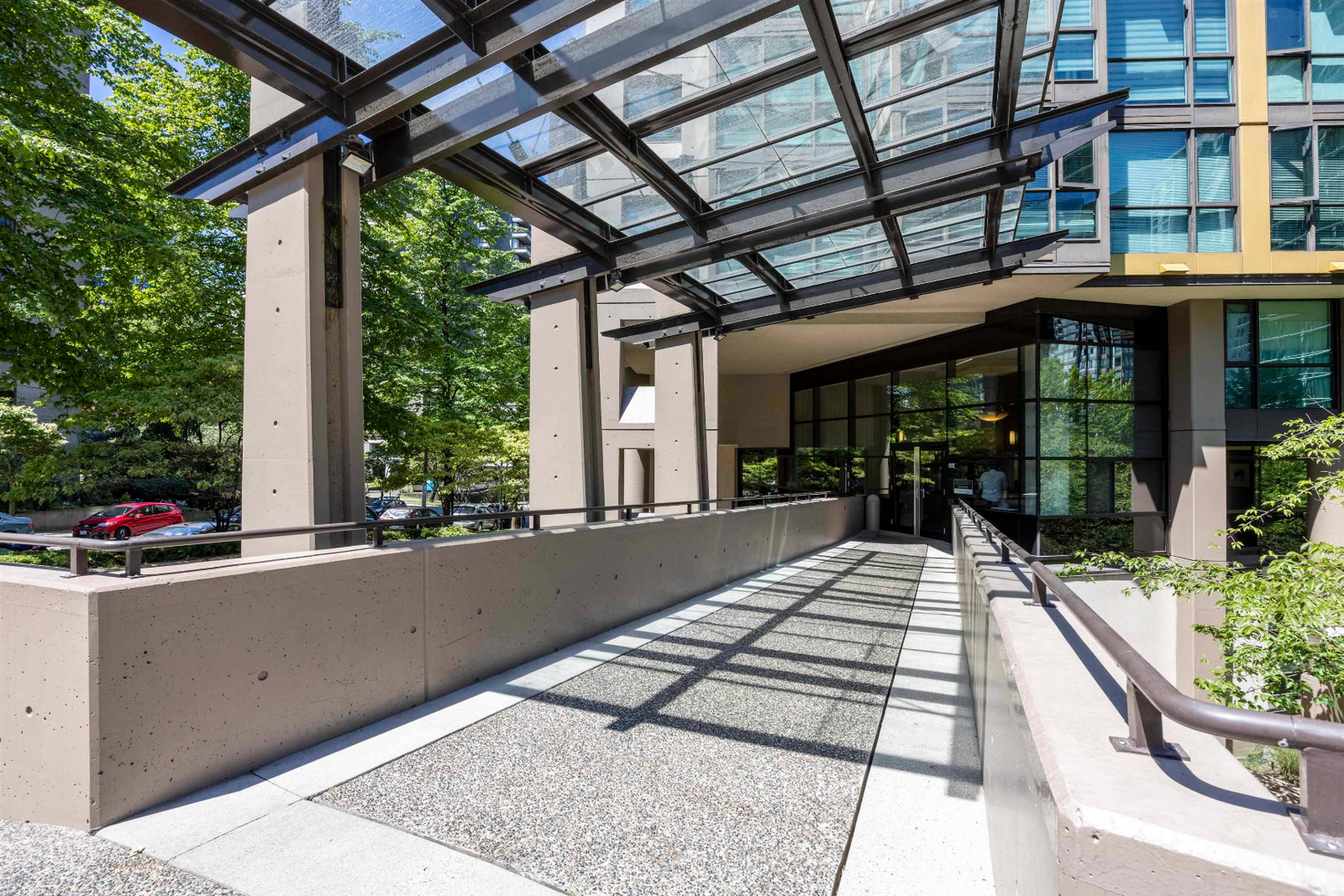 1367 Alberni St 3