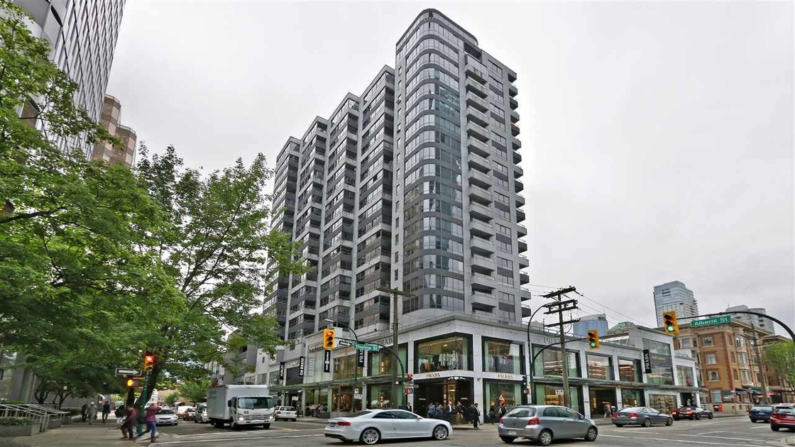 The Carlyle 1060 Alberni St Apartments for Rent Vancouver liv.rent