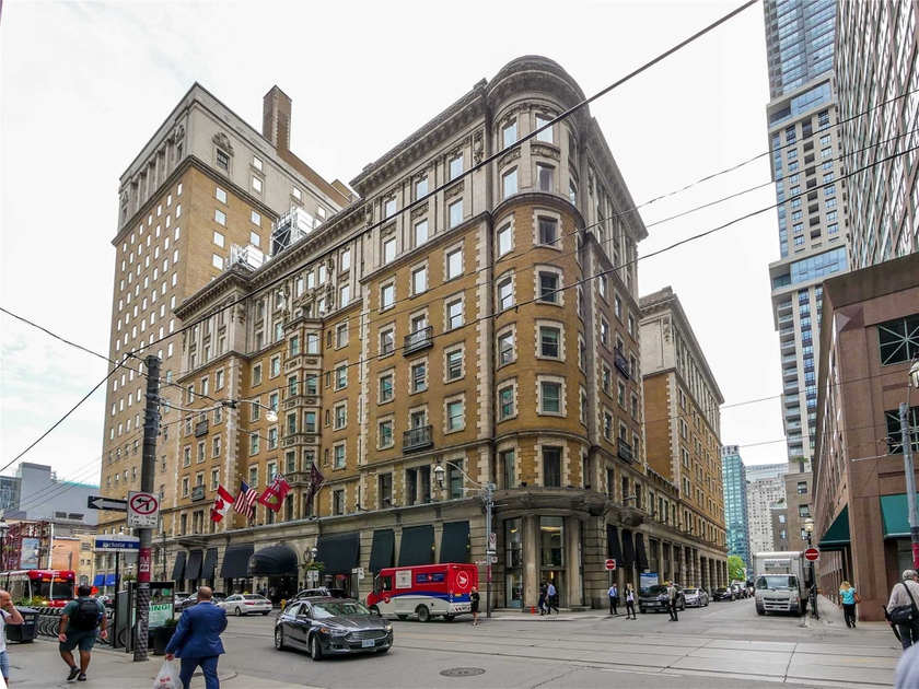 King Edward Private Residences Toronto, ON 22 Leader Ln liv.rent