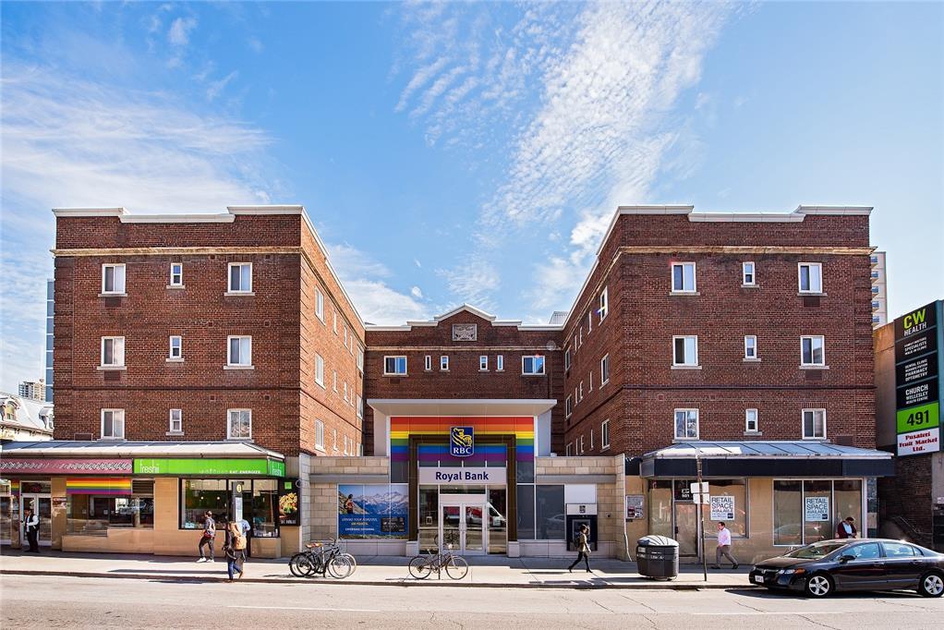 Wellesley Apartments 77 Wellesley St E Apartments for Rent Toronto liv.rent